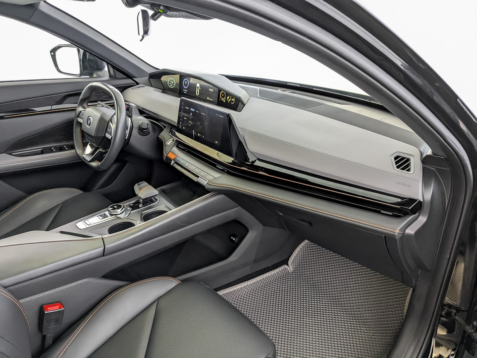 Фото Changan UNI-V с пробегом 54 035 км