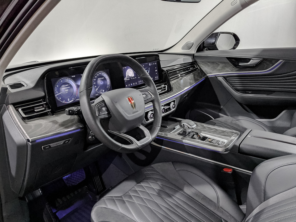 Фото Hongqi HS5 с пробегом 7082 км
