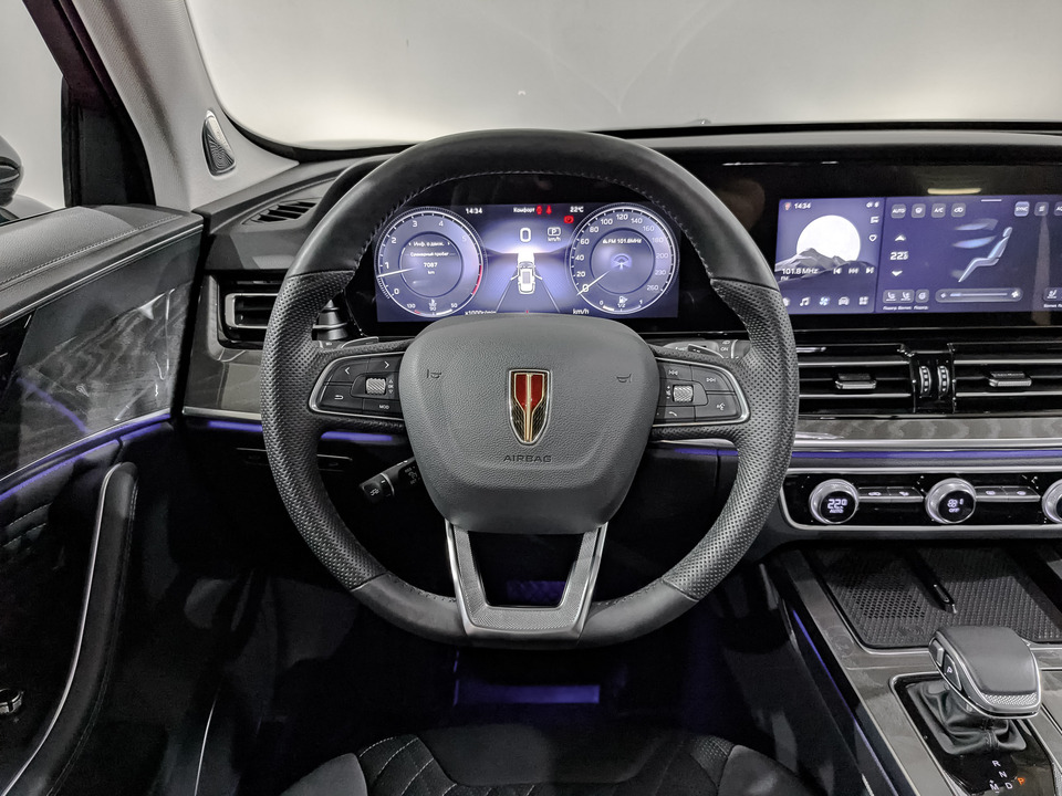 Фото Hongqi HS5 с пробегом 7082 км