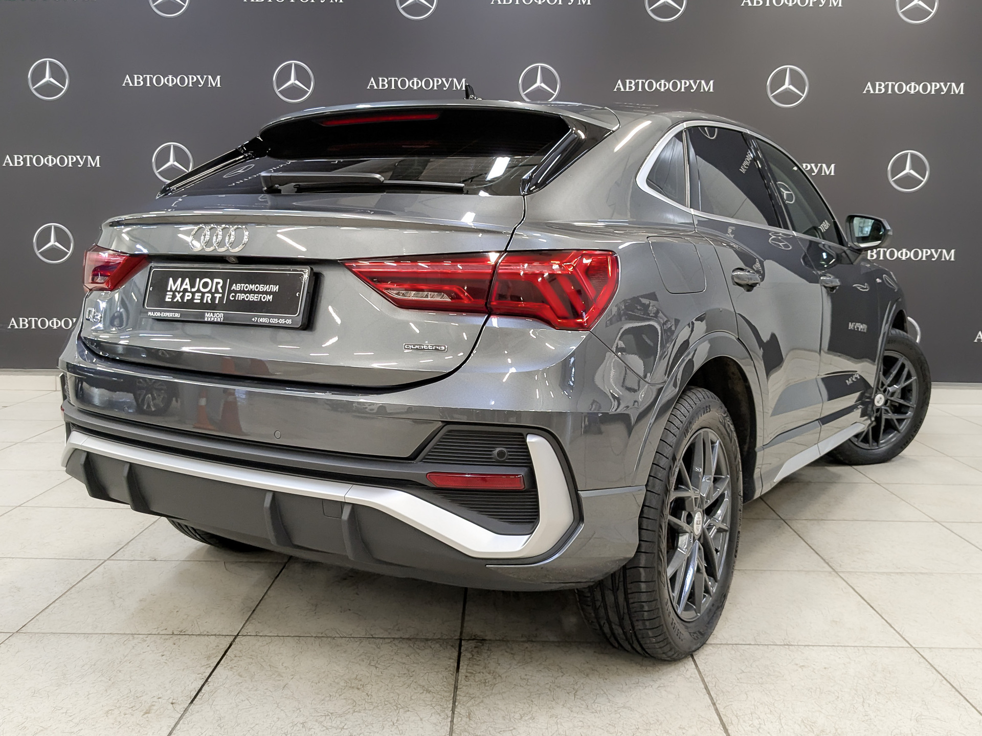 AUDI Q3 2.00 (180 л.с), автомат, 2020, пробег 106 279 км