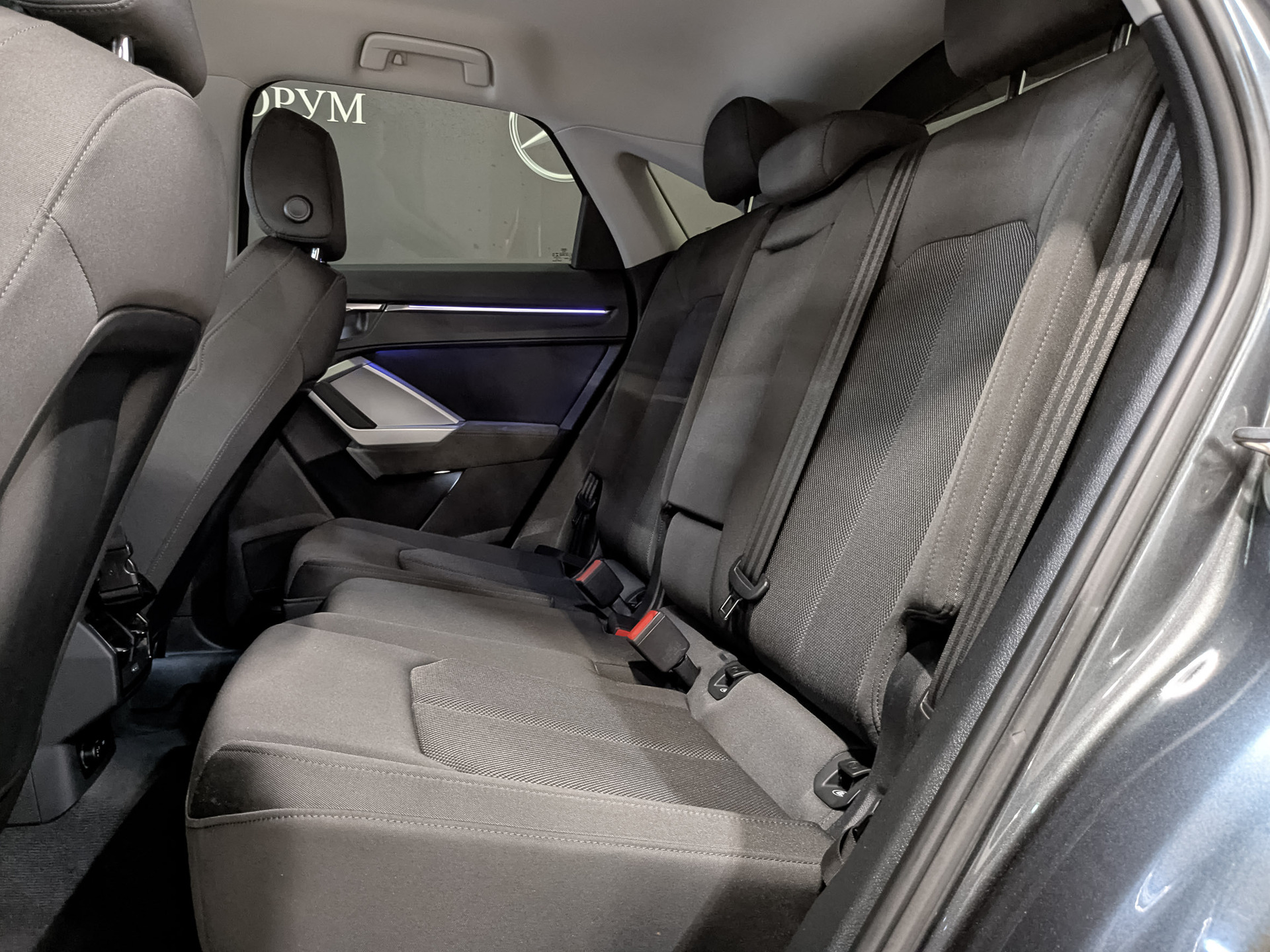 AUDI Q3 2.00 (180 л.с), автомат, 2020, пробег 106 279 км