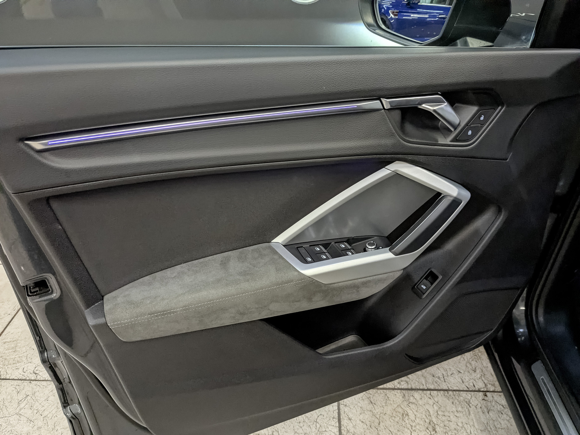 AUDI Q3 2.00 (180 л.с), автомат, 2020, пробег 106 279 км