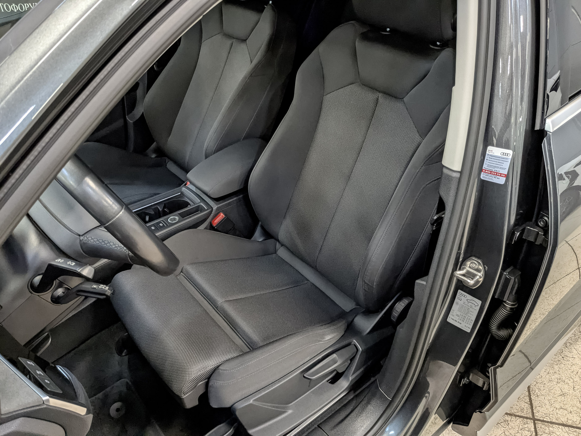 AUDI Q3 2.00 (180 л.с), автомат, 2020, пробег 106 279 км