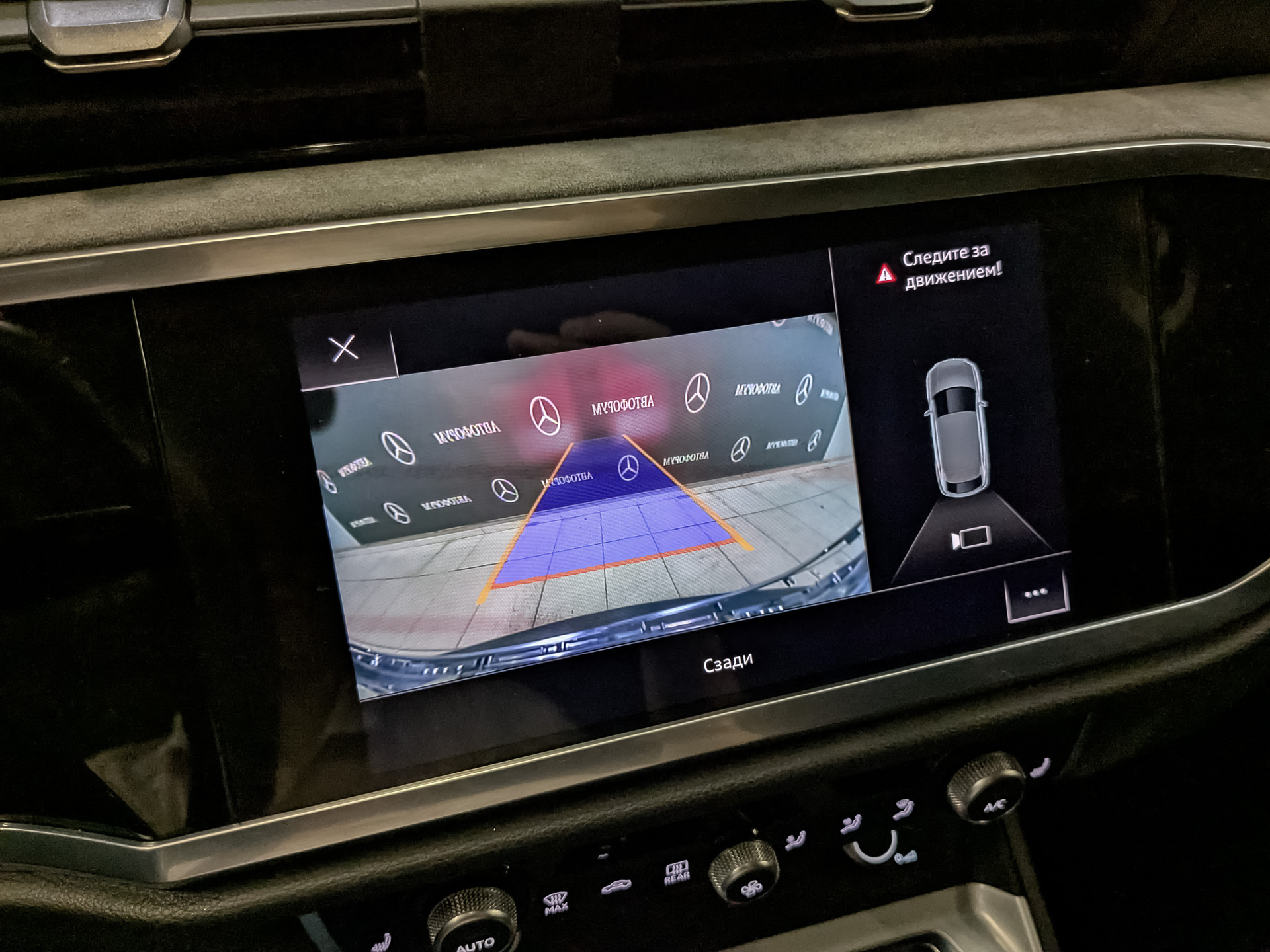 AUDI Q3 2.00 (180 л.с), автомат, 2020, пробег 106 279 км