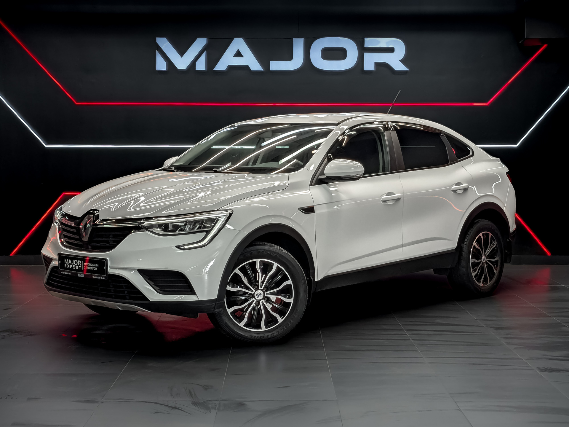 RENAULT Arkana 1.60 (114 л.с), автомат, 2021, пробег 59 707 км