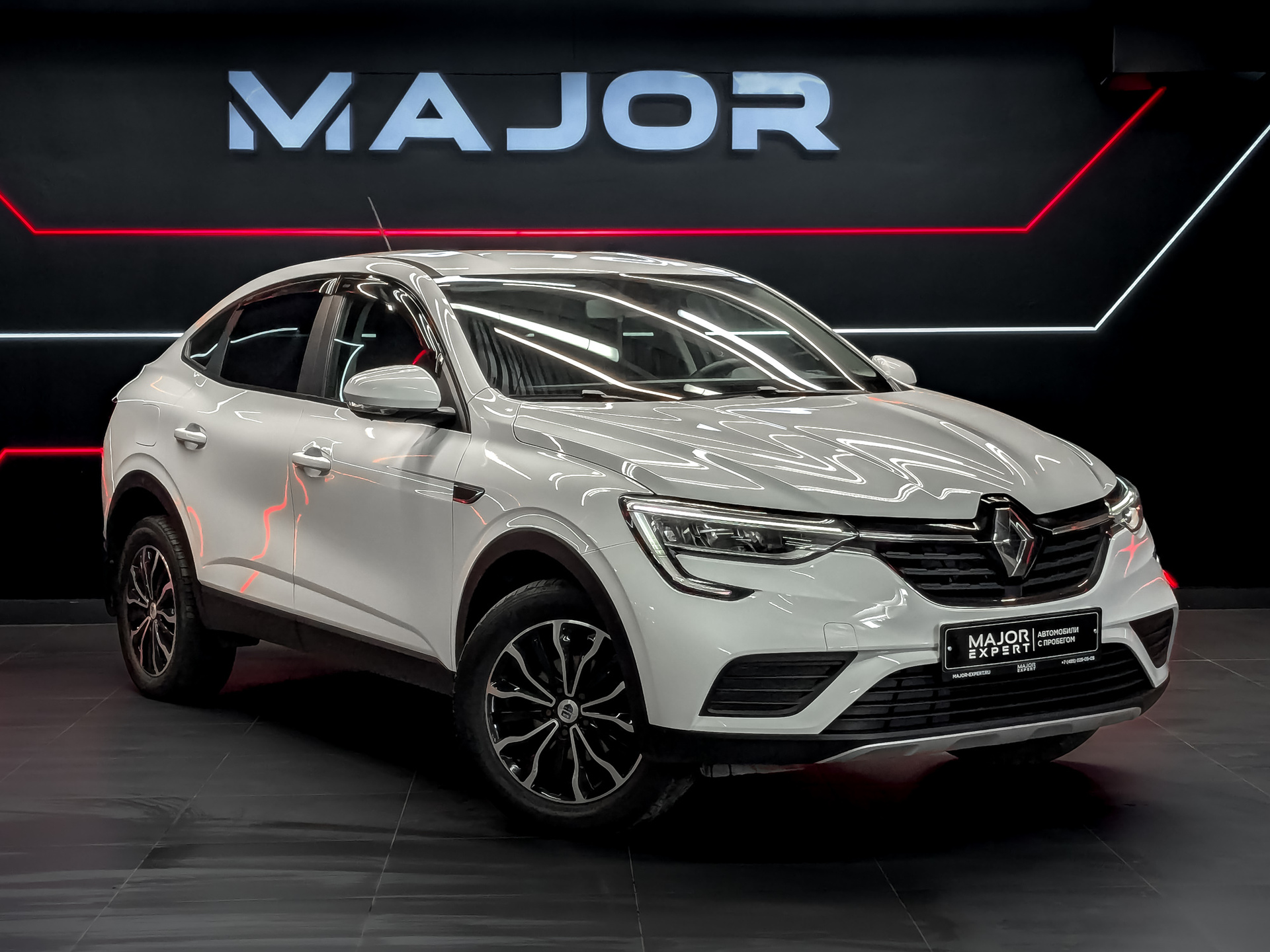 RENAULT Arkana 1.60 (114 л.с), автомат, 2021, пробег 59 707 км