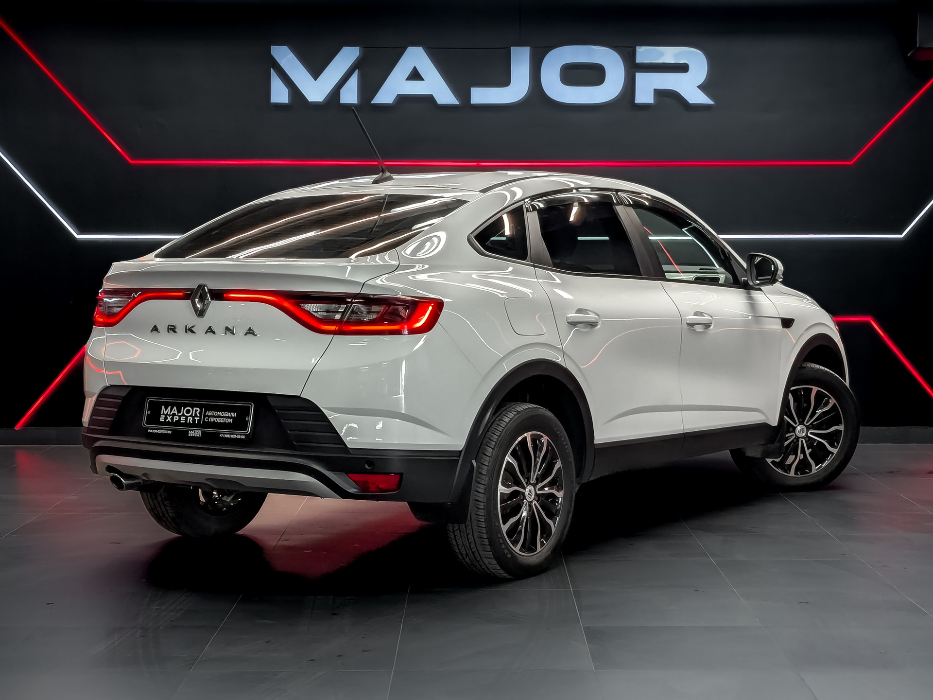 RENAULT Arkana 1.60 (114 л.с), автомат, 2021, пробег 59 707 км