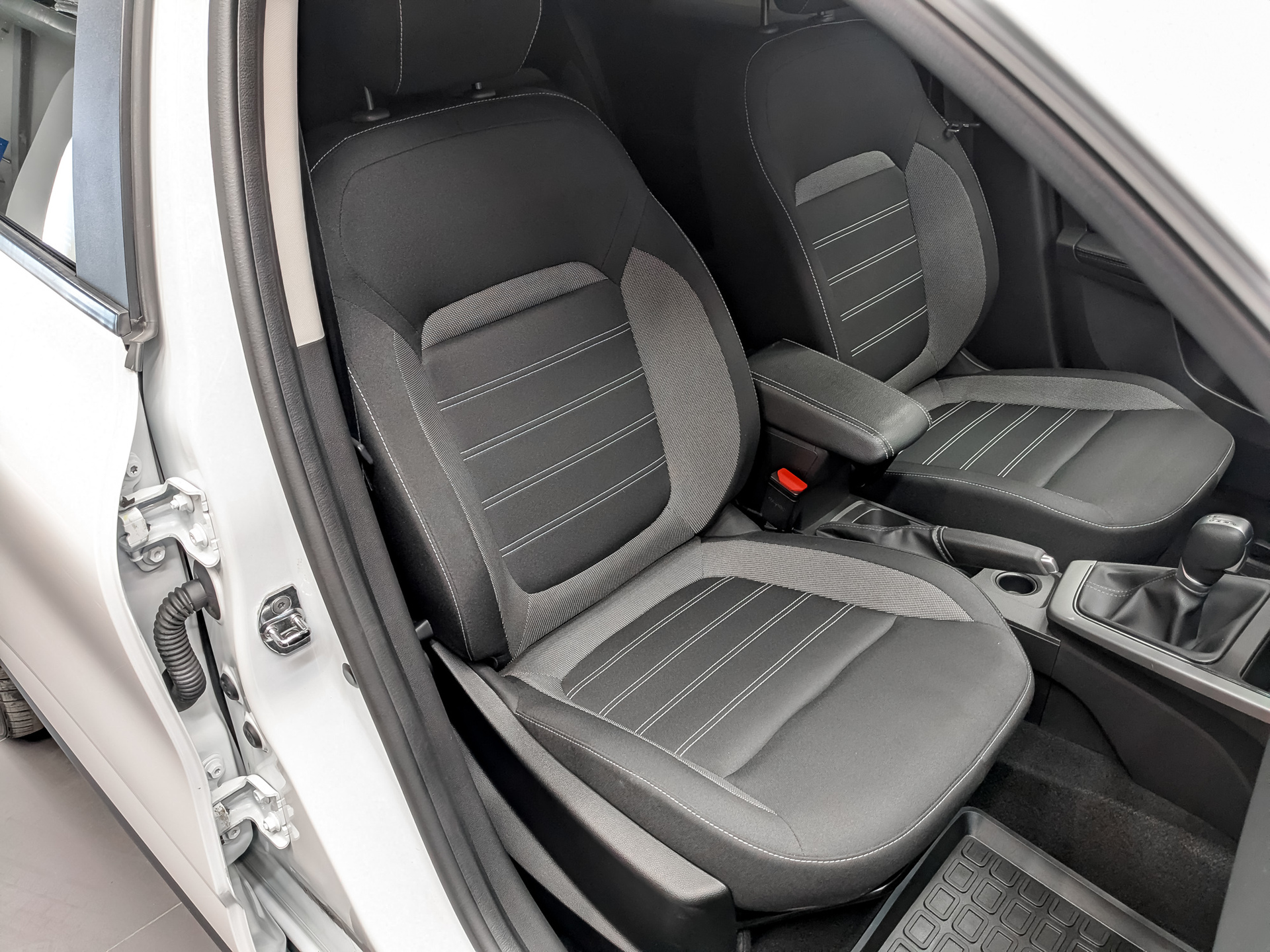 RENAULT Arkana 1.60 (114 л.с), автомат, 2021, пробег 59 707 км