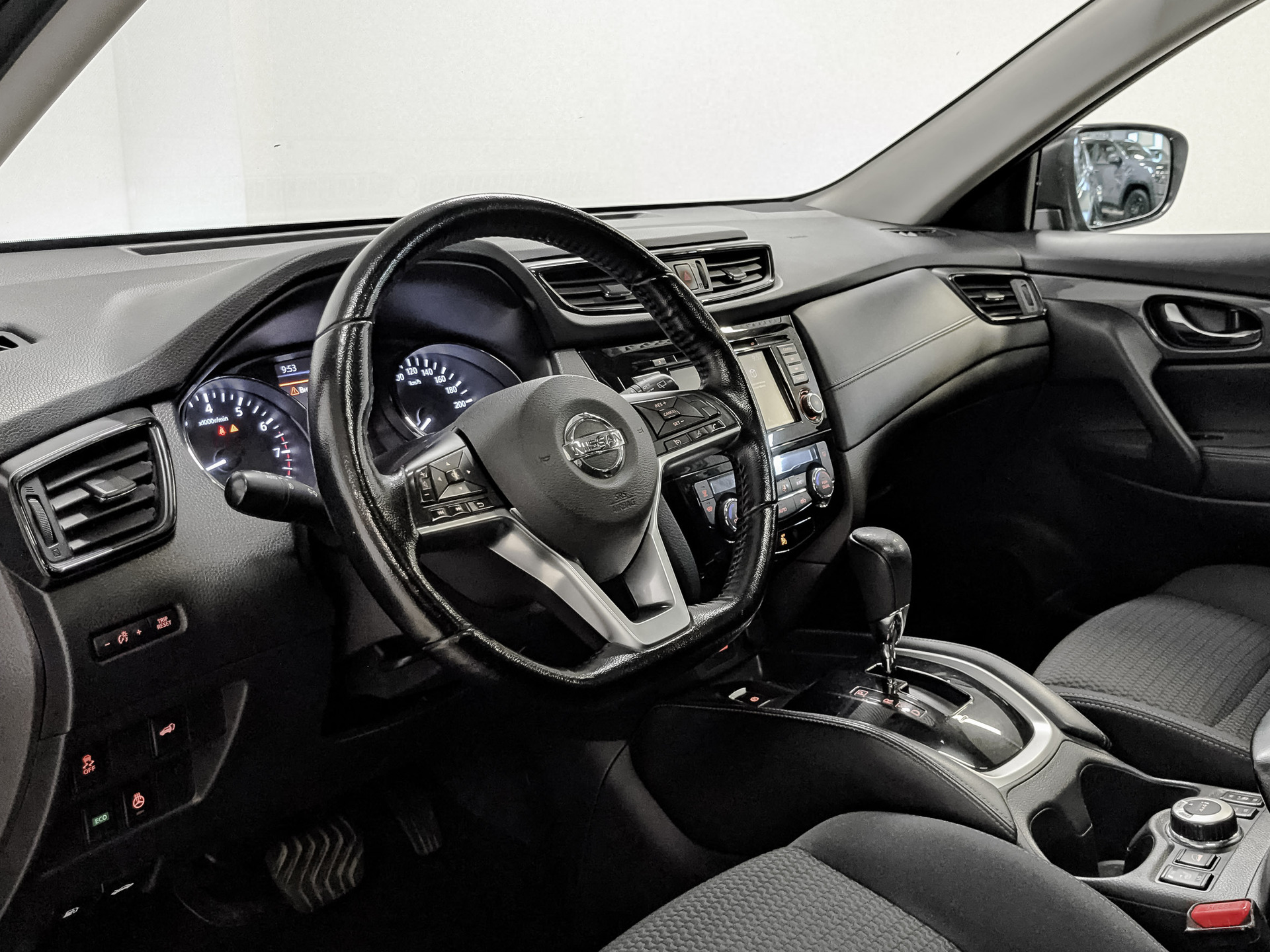 NISSAN X-Trail 2.00 (144 л.с), автомат, 2021, пробег 78 327 км