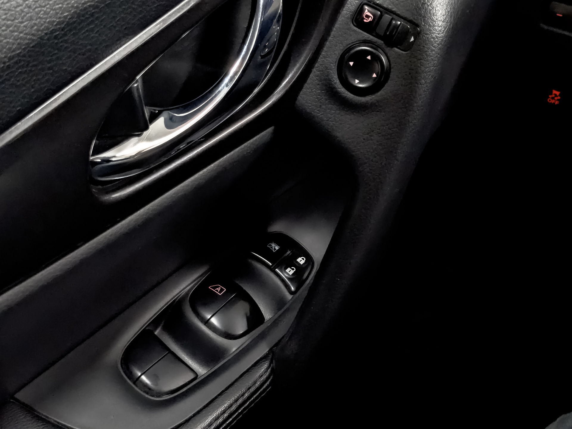 NISSAN X-Trail 2.00 (144 л.с), автомат, 2021, пробег 78 327 км