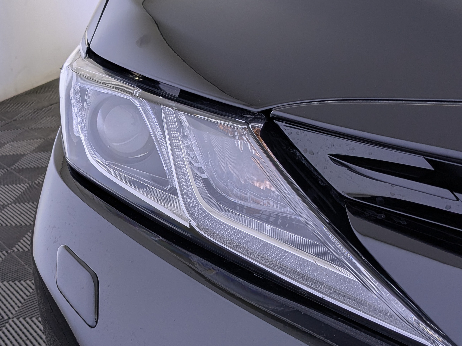 TOYOTA Camry 2.50 (181 л.с), автомат, 2020, пробег 112 991 км