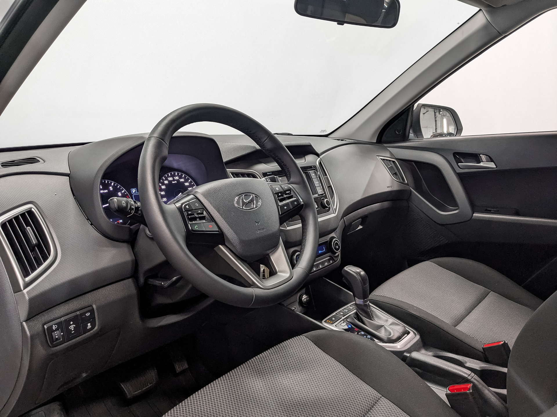 HYUNDAI Creta 1.60 (121 л.с), автомат, 2021, пробег 97 484 км