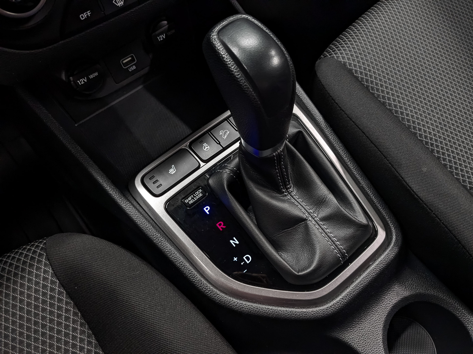 HYUNDAI Creta 1.60 (121 л.с), автомат, 2021, пробег 97 484 км