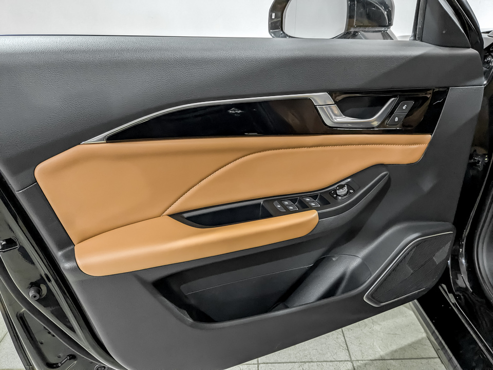 Фото FAW Bestune B70 с пробегом 39 874 км