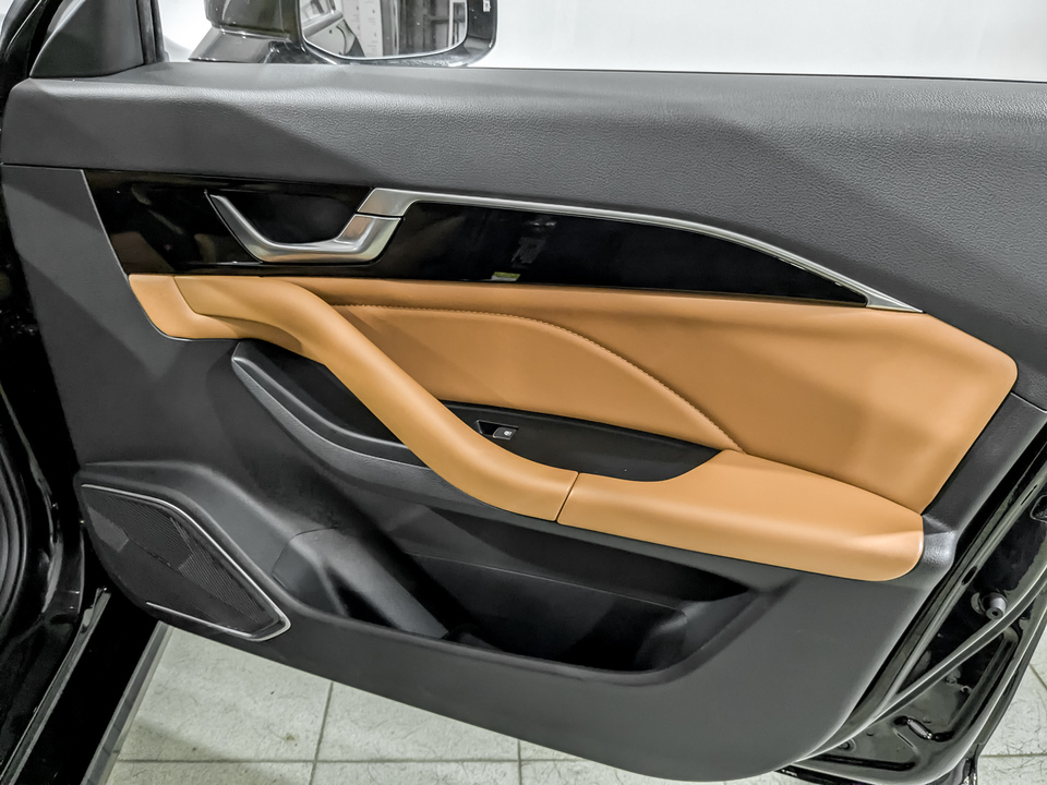 Фото FAW Bestune B70 с пробегом 39 874 км