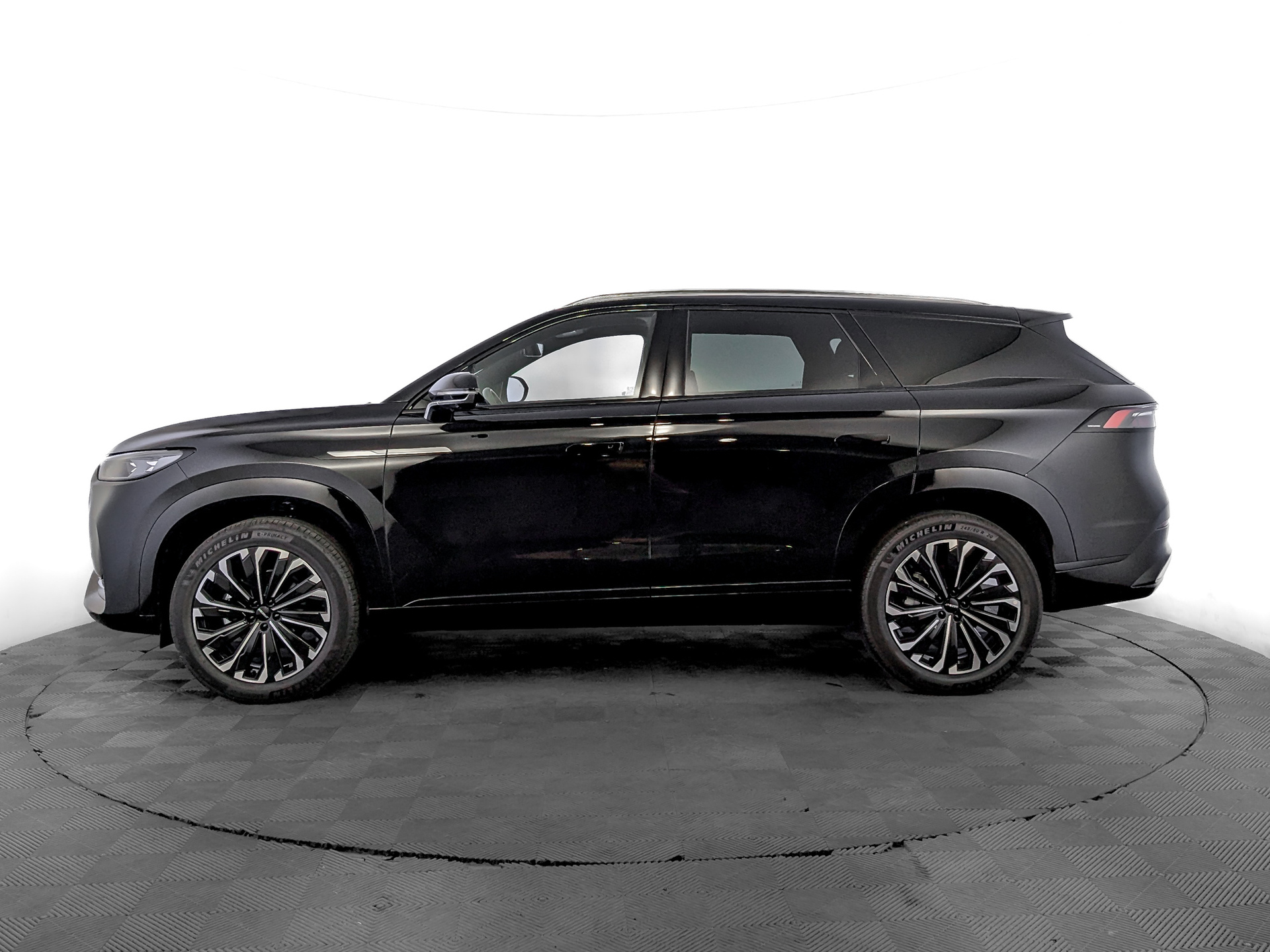 Фото JAECOO J8 Престиж 2.0T/249 7RT 4WD
