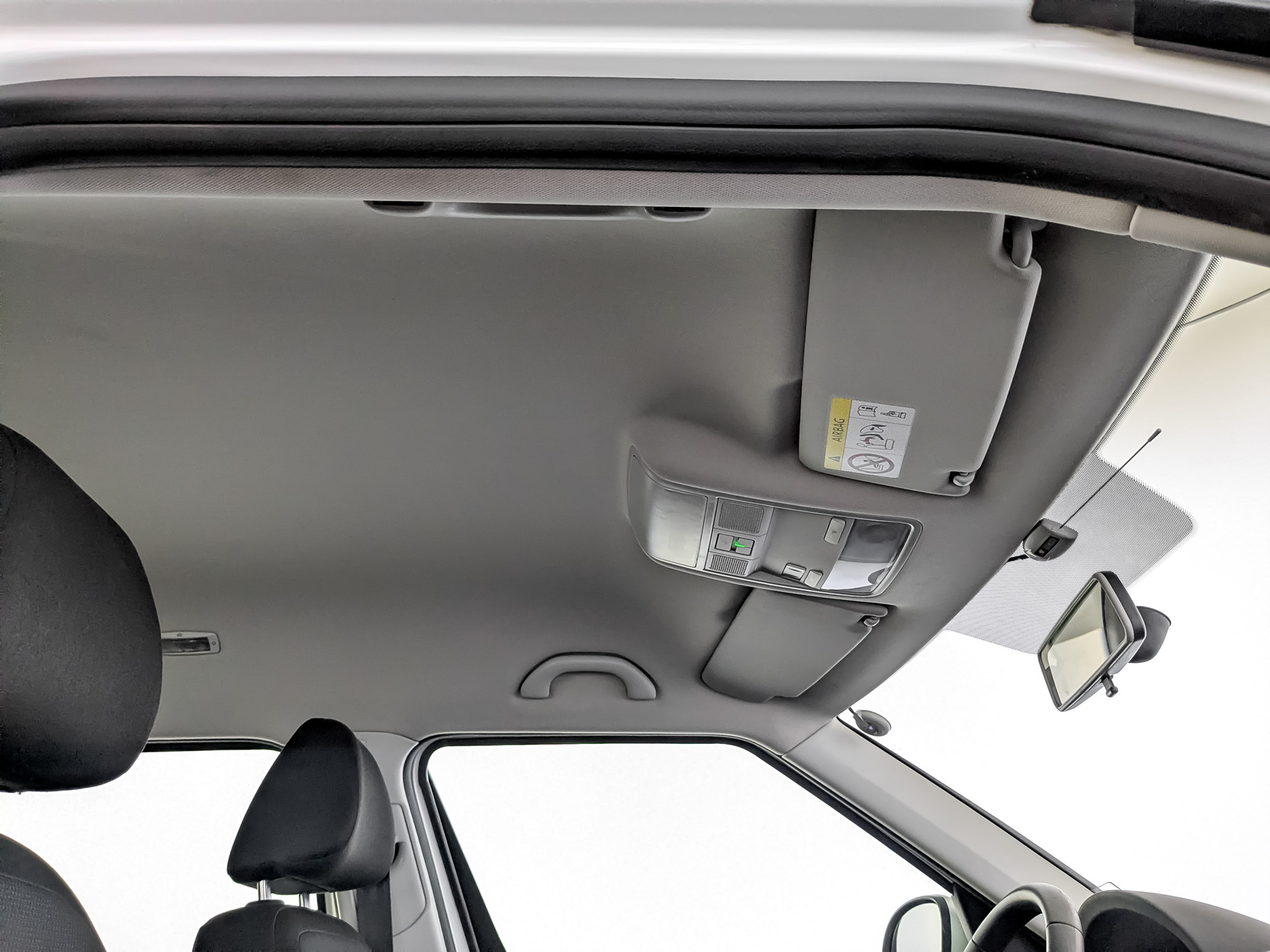 SKODA Yeti 1.60 (110 л.с), автомат, 2017, пробег 105 869 км