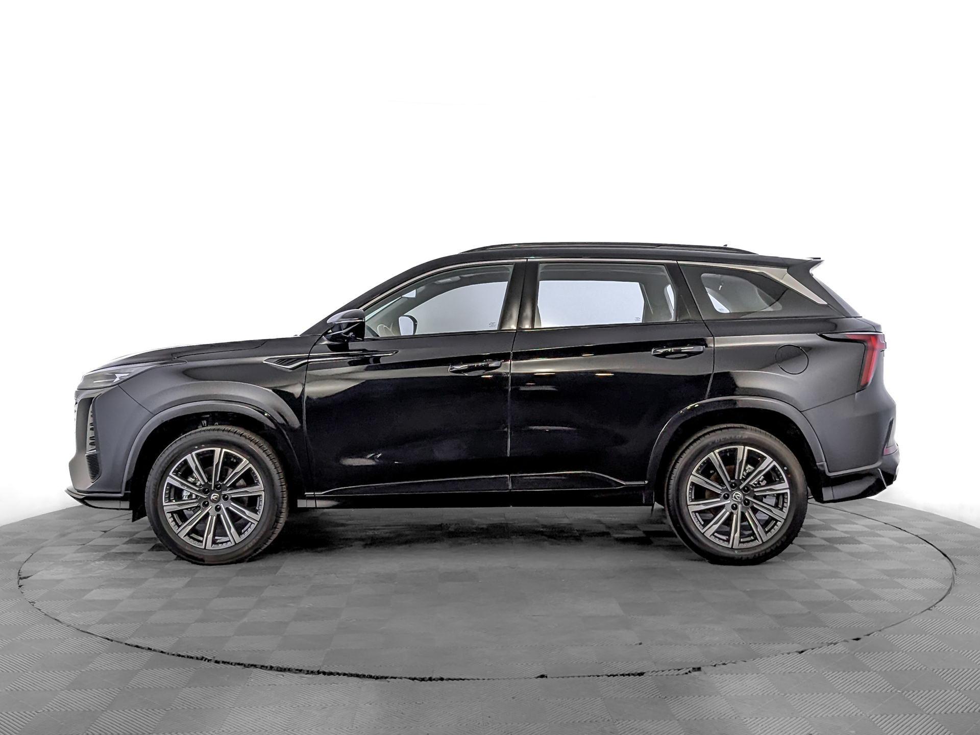 Фото Changan CS75 Plus III Люкс 2.0T/233 8AT Передний привод