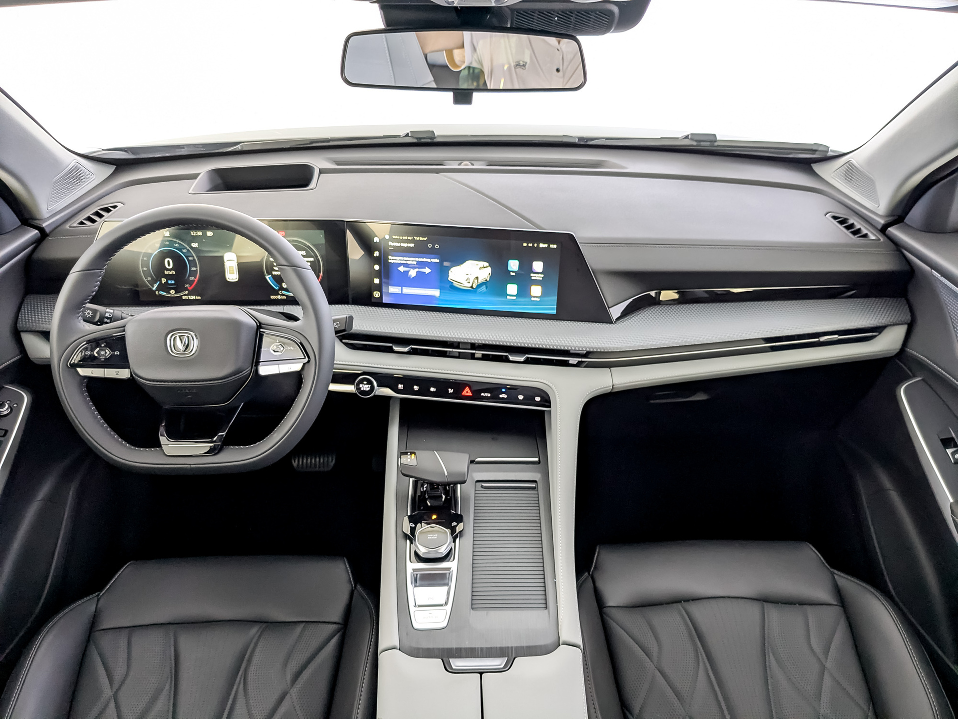 Фото Changan CS75 Plus III Люкс 2.0T/233 8AT Передний привод