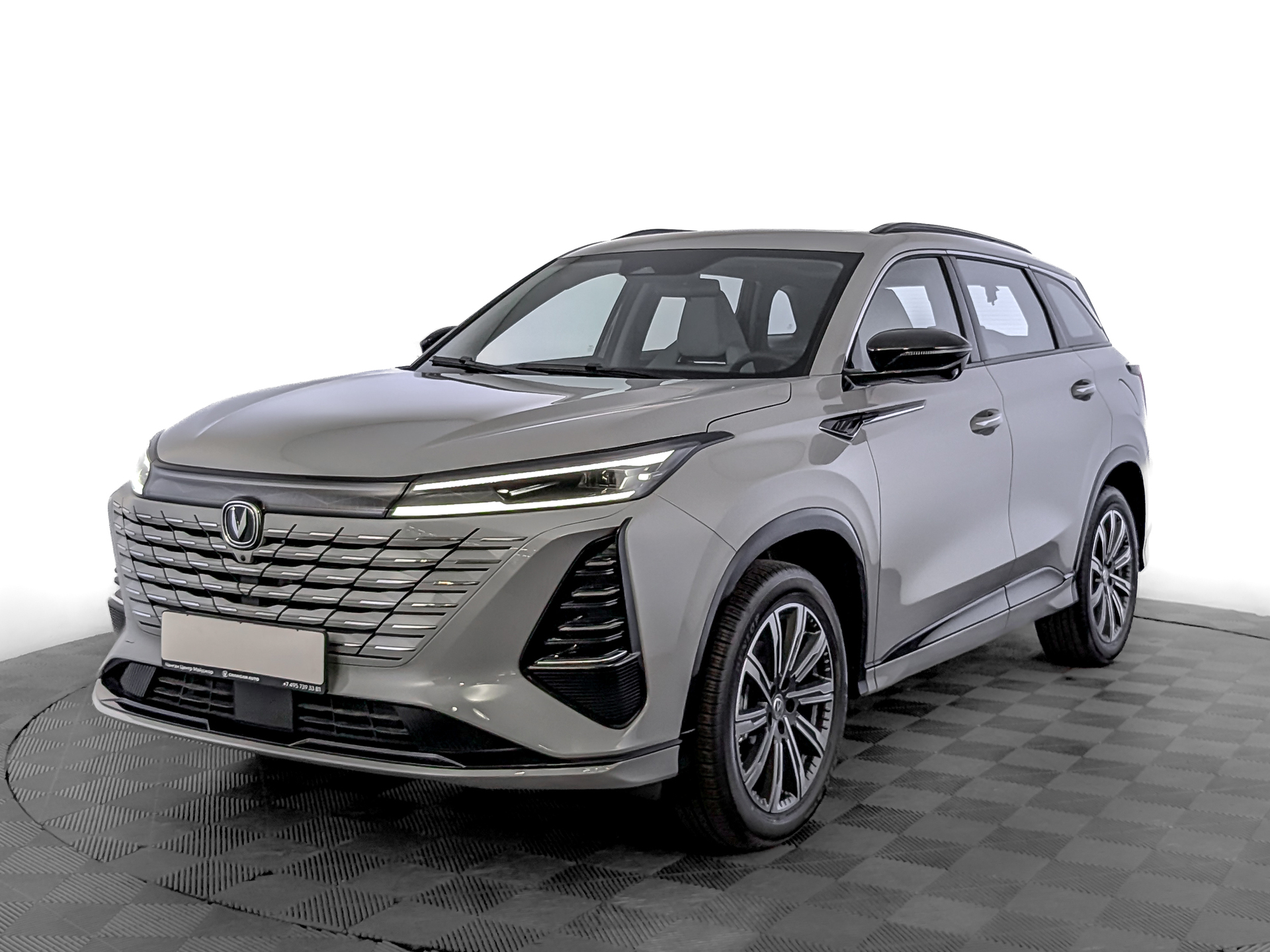 Фото Changan CS75 Plus III Люкс 2.0T/233 8AT Передний привод
