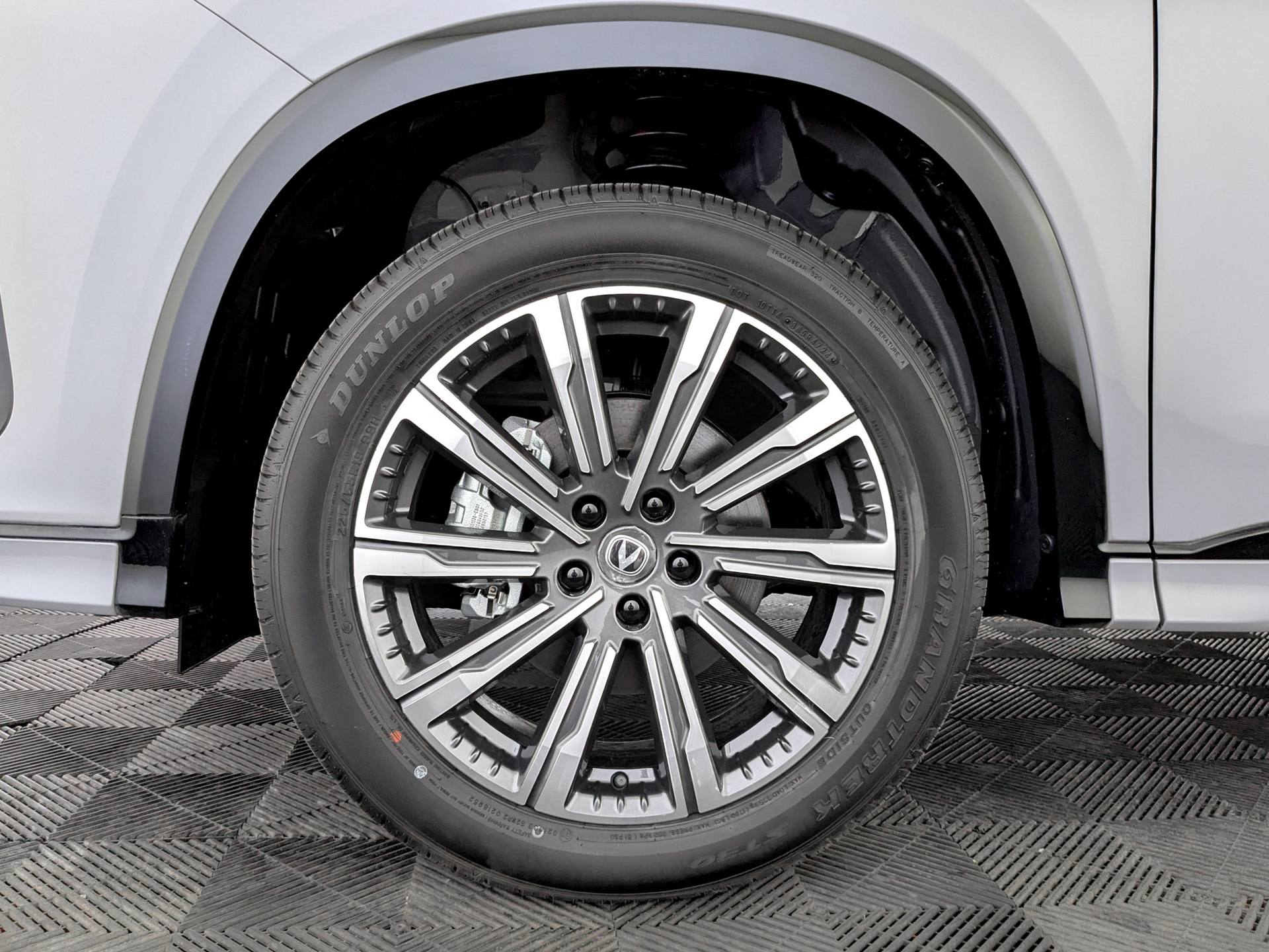 Фото Changan CS75 Plus III Люкс 2.0T/233 8AT Передний привод