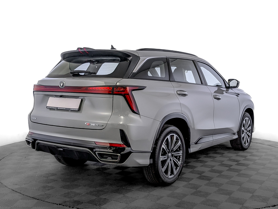 Changan CS75 Plus III Люкс 2.0T/233 8AT Передний привод