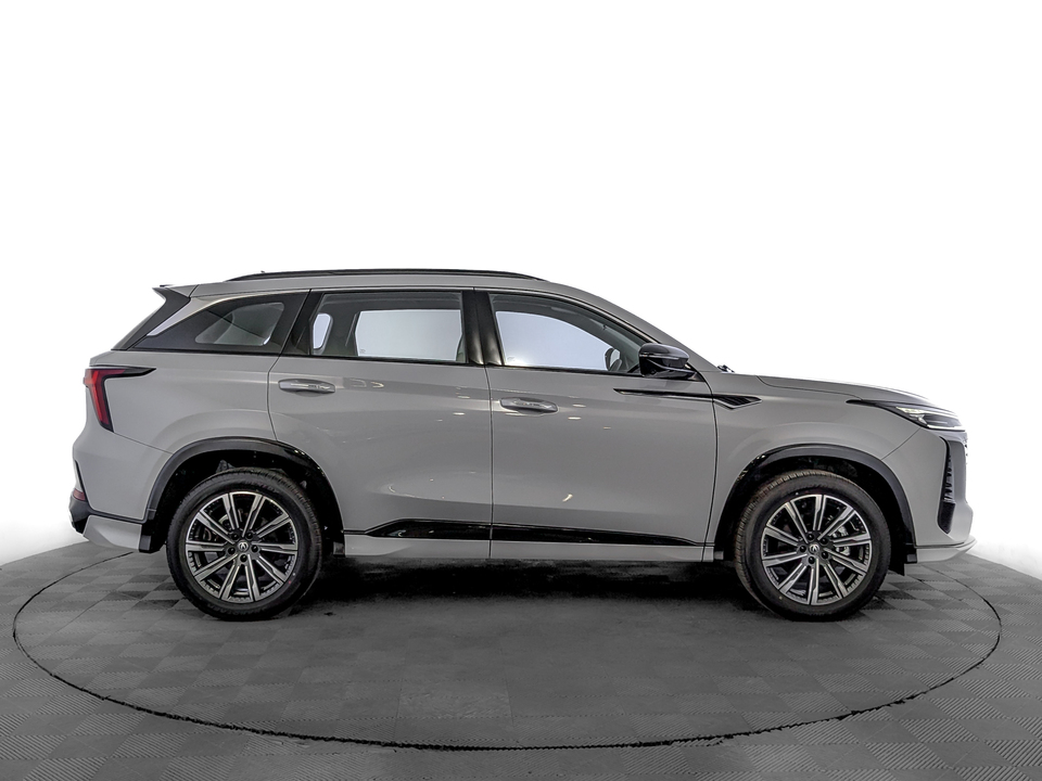 Changan CS75 Plus III Люкс 2.0T/233 8AT Передний привод