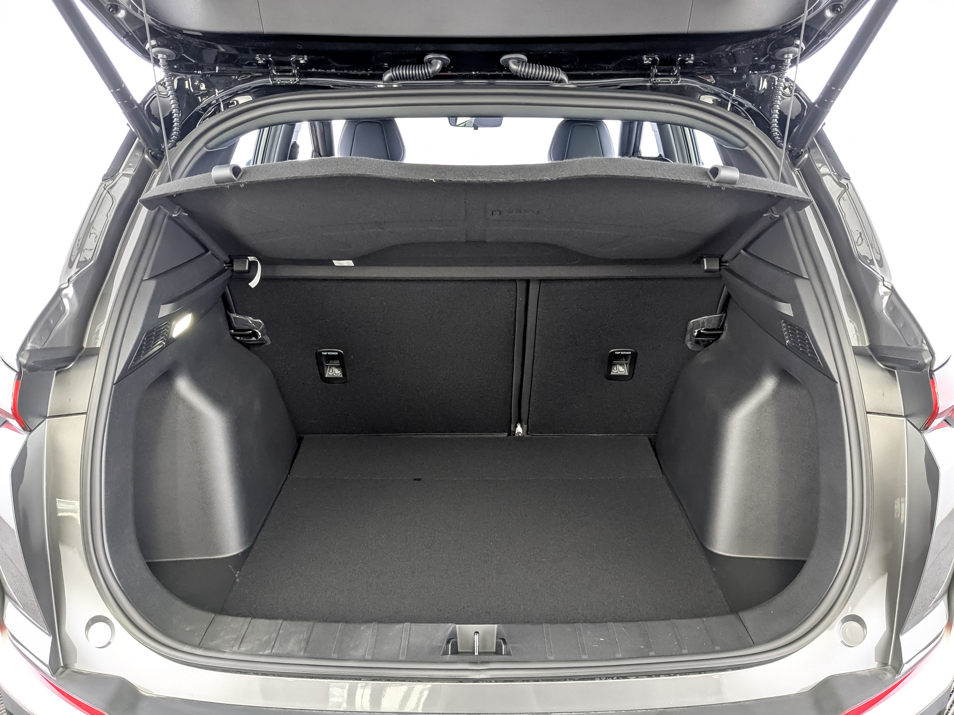 Фото Geely Coolray Exclusive 1.5T/147 7RT