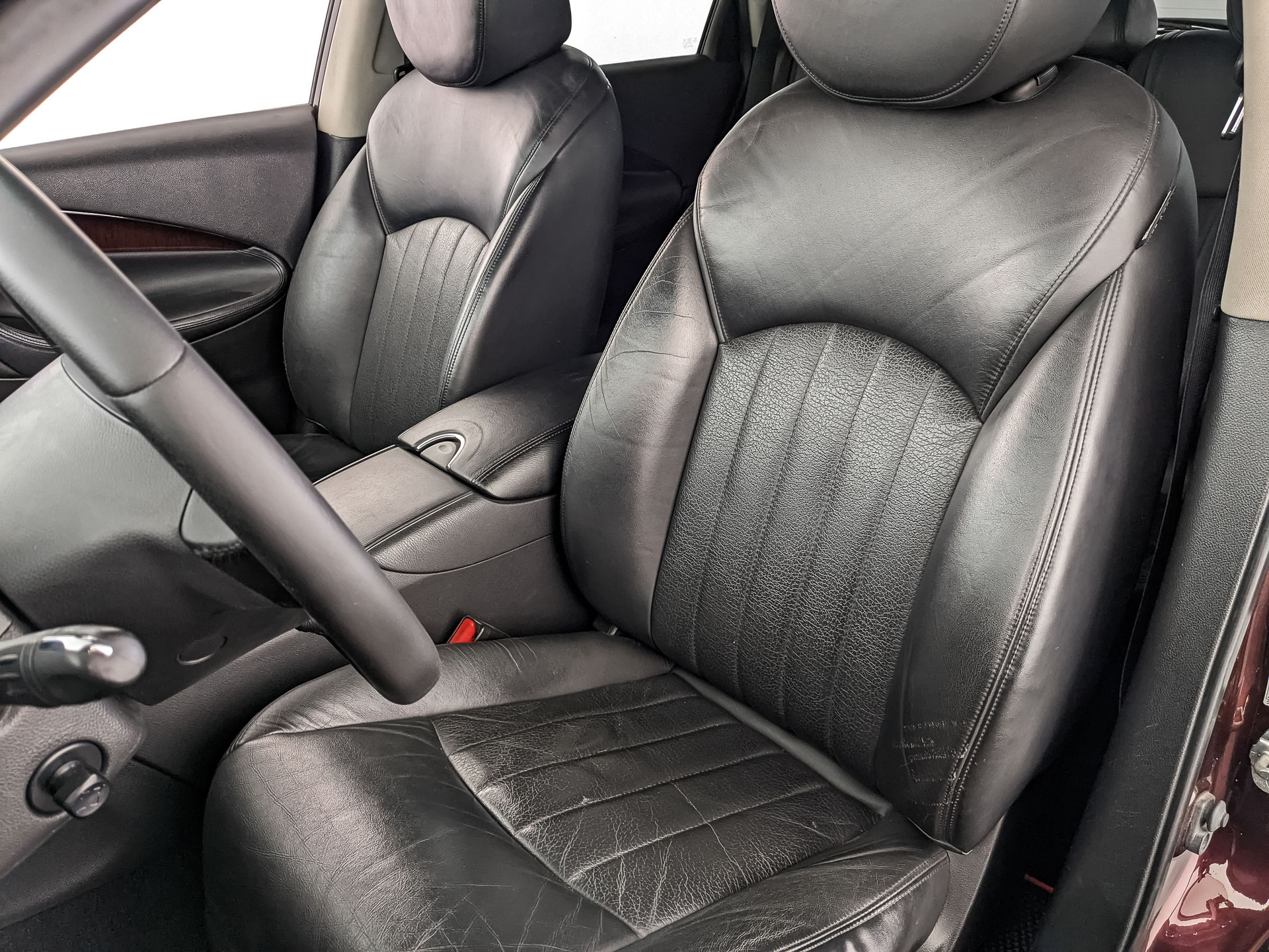 INFINITI QX50 2.50 (222 л.с), автомат, 2014, пробег 138 900 км