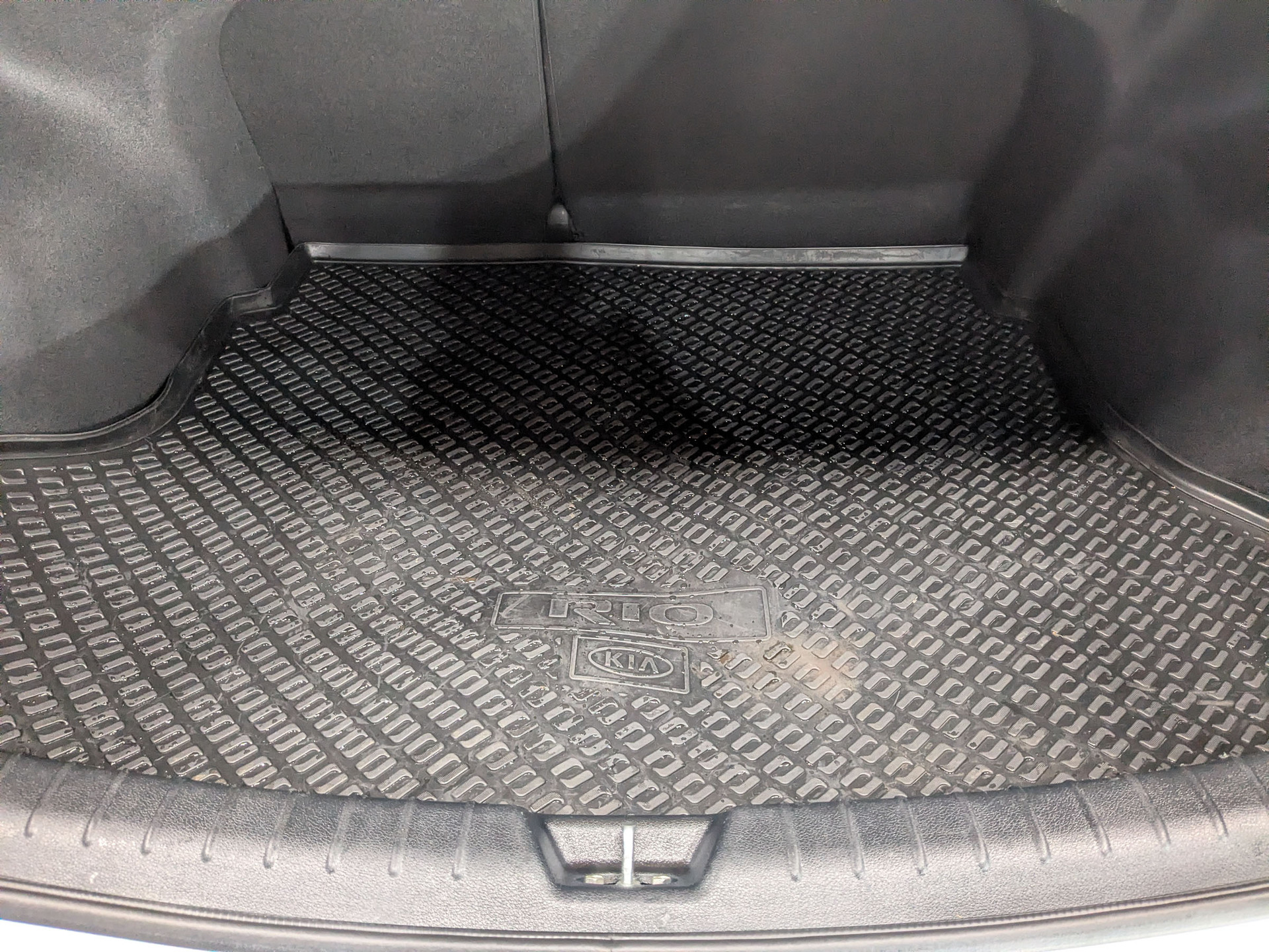 KIA Rio 1.60 (123 л.с), автомат, 2021, пробег 118 948 км