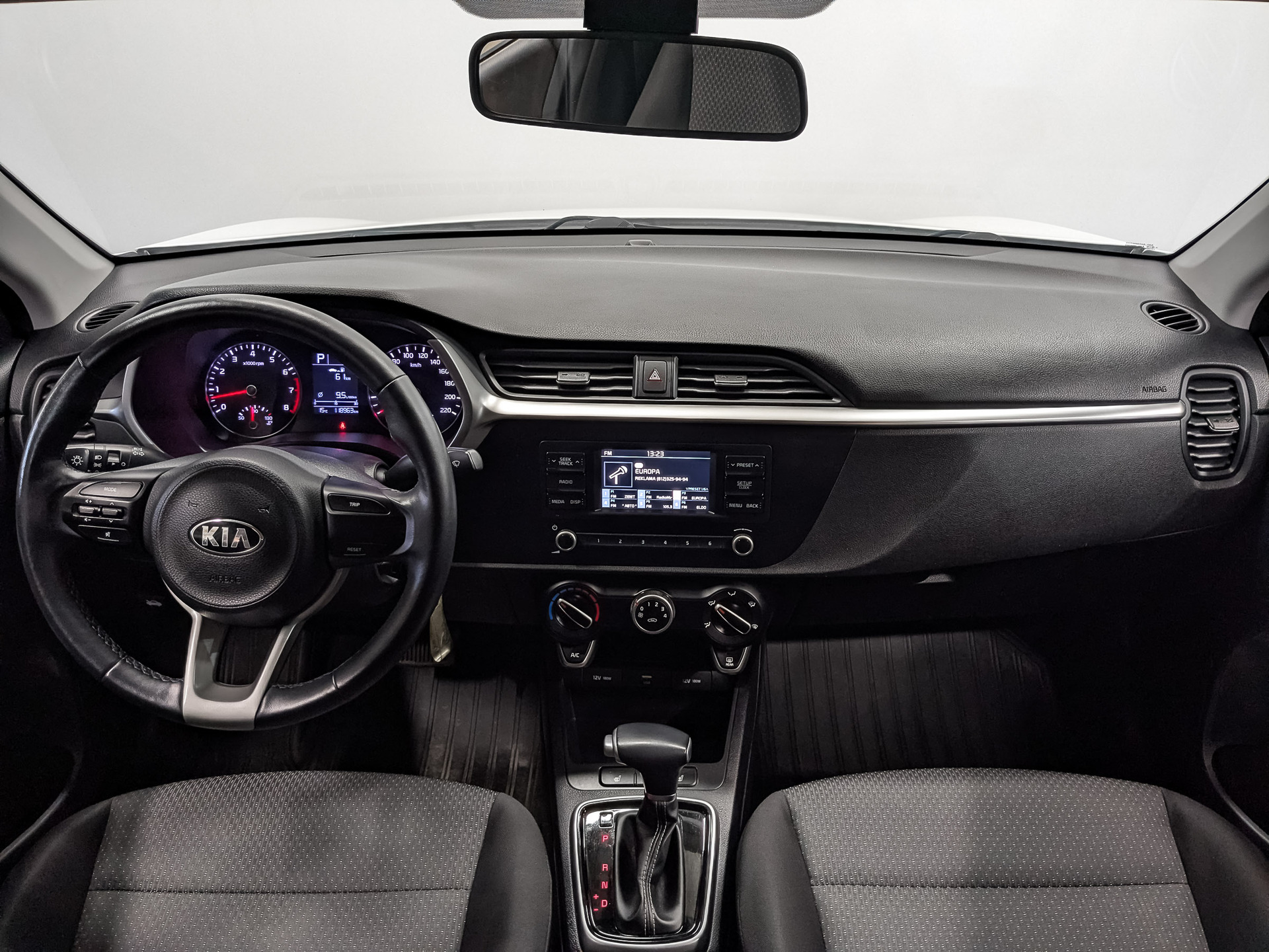 KIA Rio 1.60 (123 л.с), автомат, 2021, пробег 118 948 км