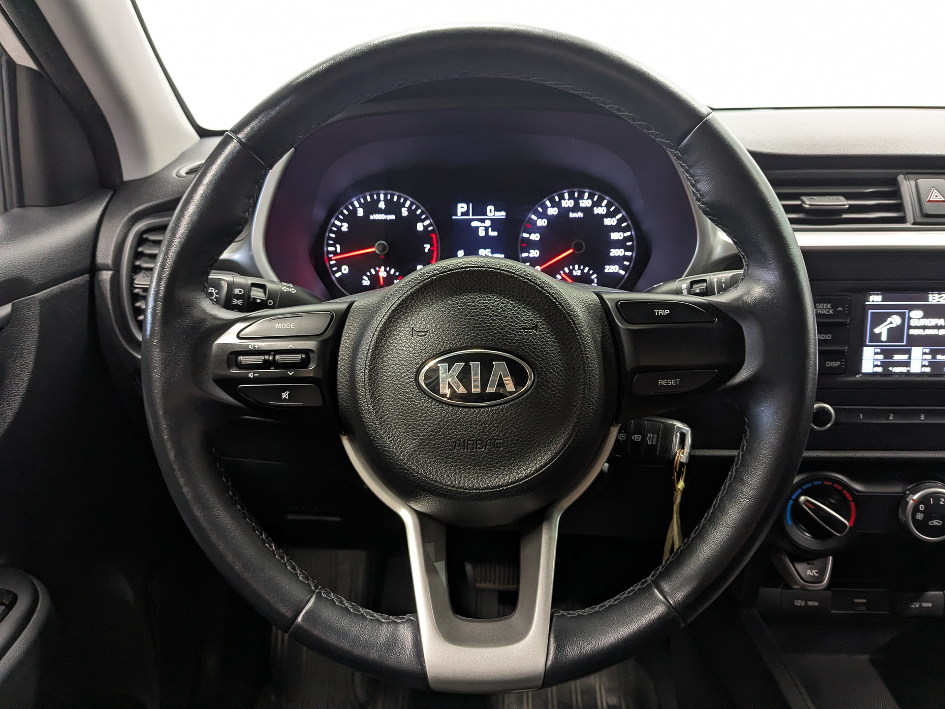 KIA Rio 1.60 (123 л.с), автомат, 2021, пробег 118 948 км