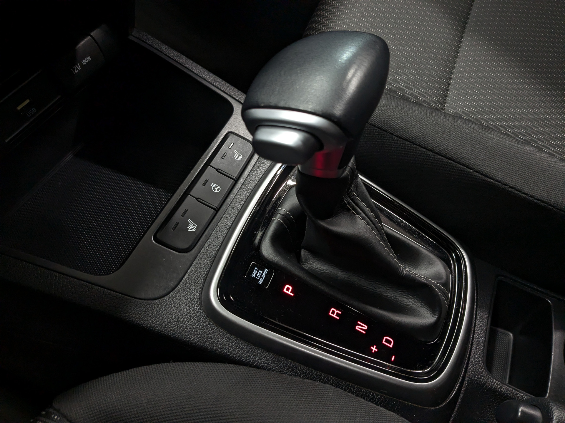 KIA Rio 1.60 (123 л.с), автомат, 2021, пробег 118 948 км