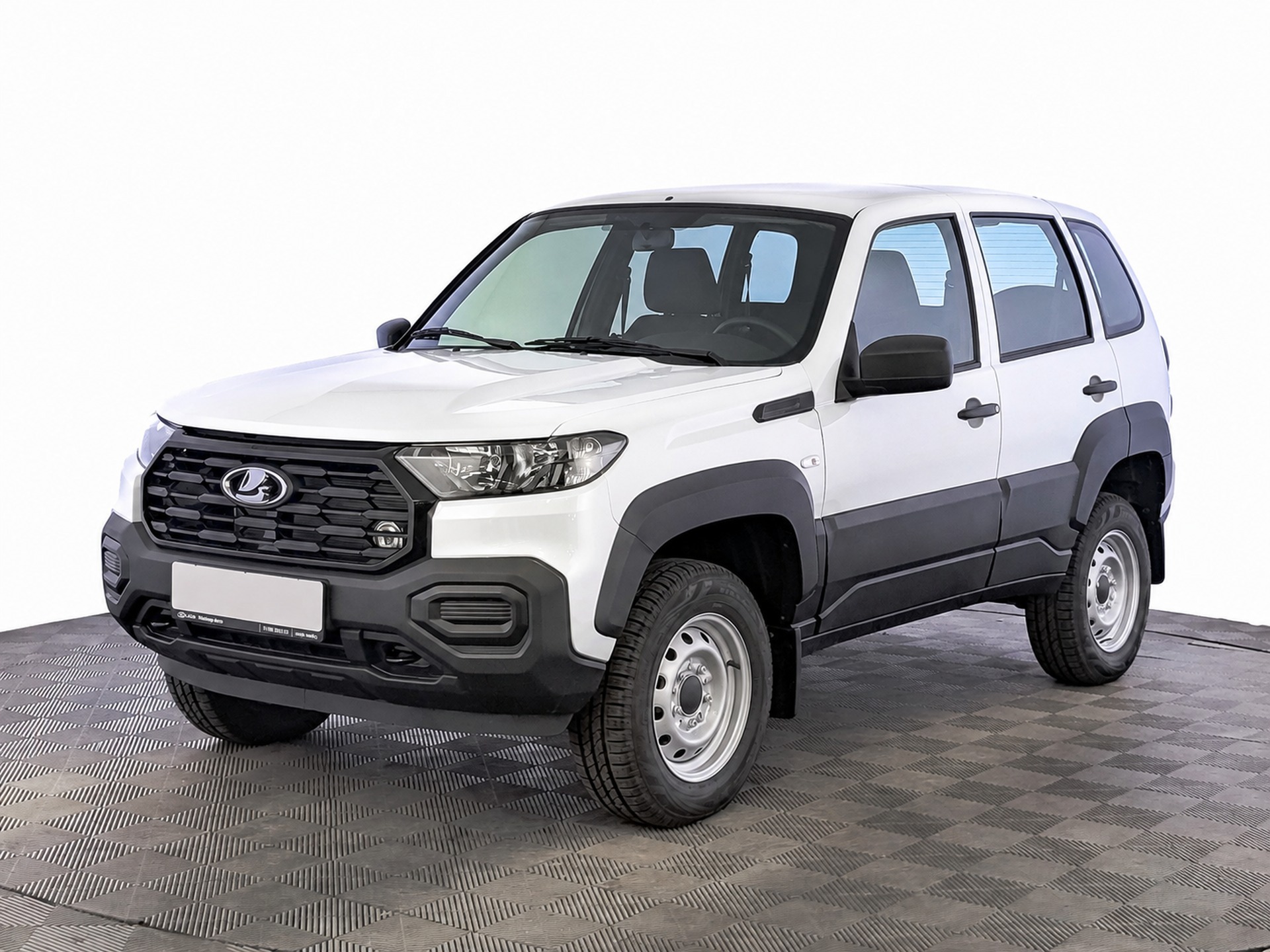Фото Lada Niva Travel Классик 1.8/90 5MT