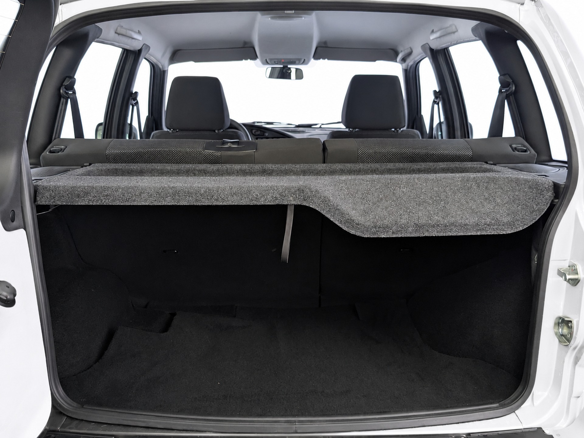 Фото Lada Niva Travel Классик 1.8/90 5MT