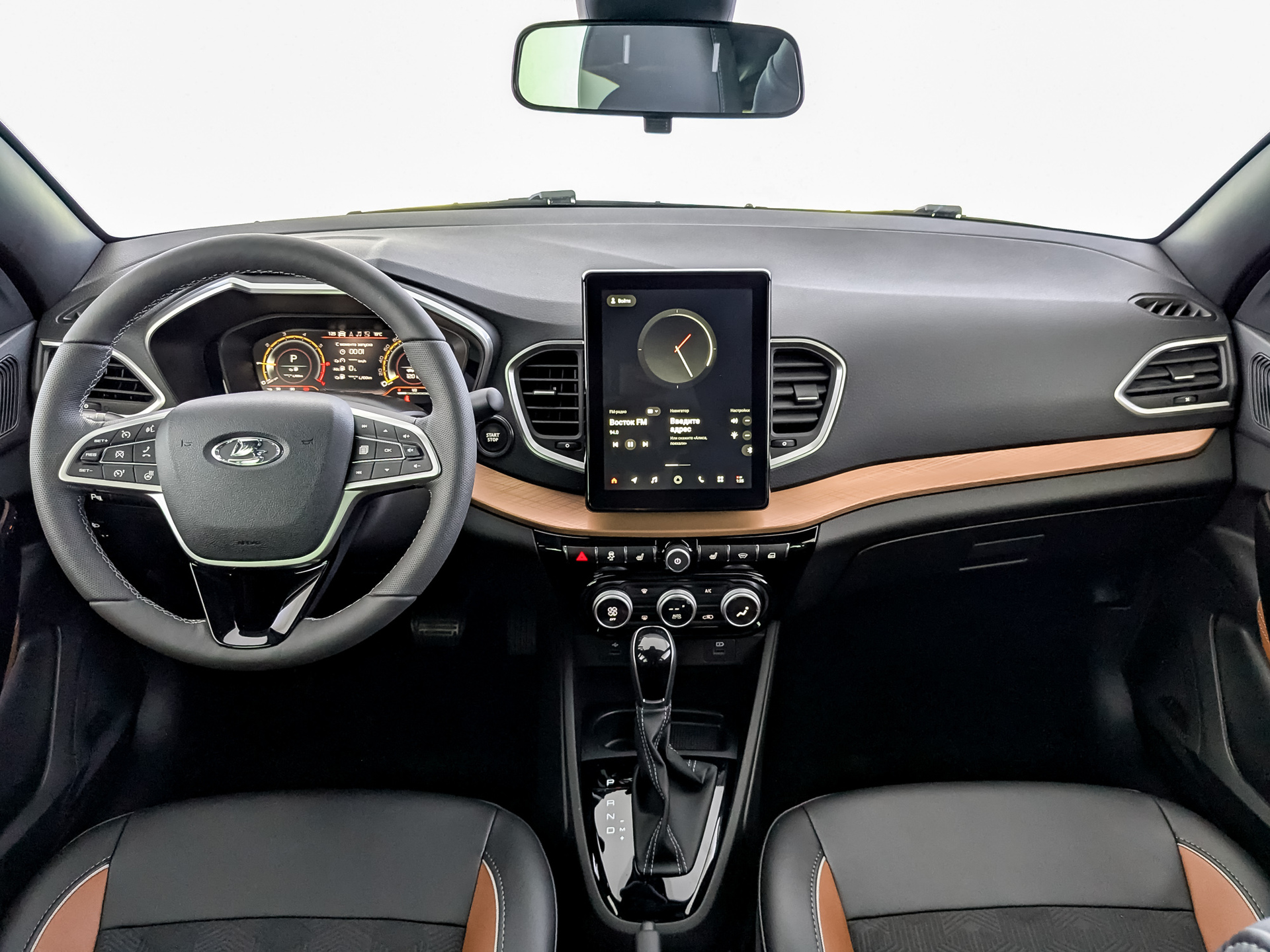 Фото Lada Vesta Седан Кросс Техно 1.8/122 ВТ