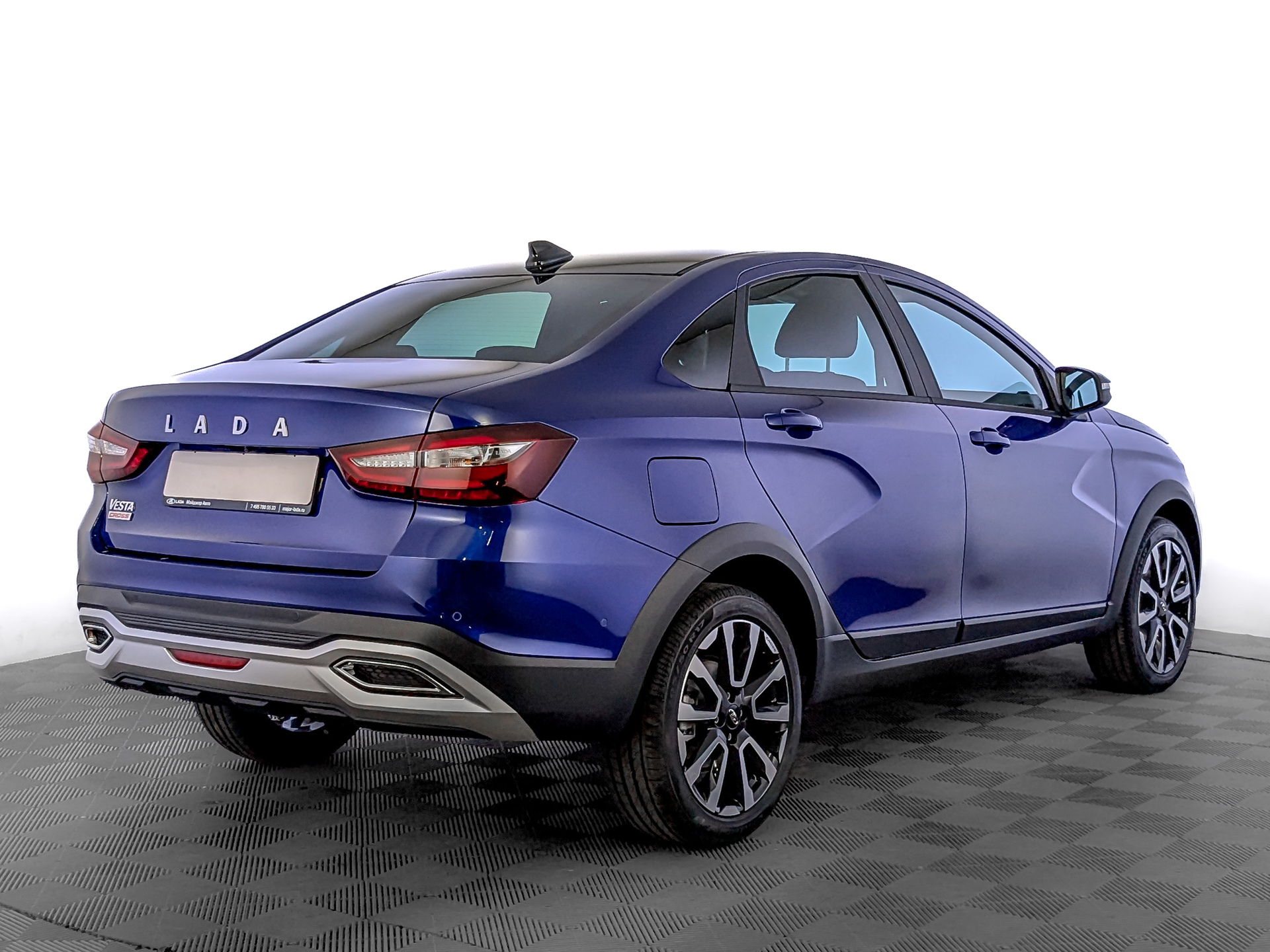 Фото Lada Vesta Седан Кросс Техно 1.8/122 ВТ