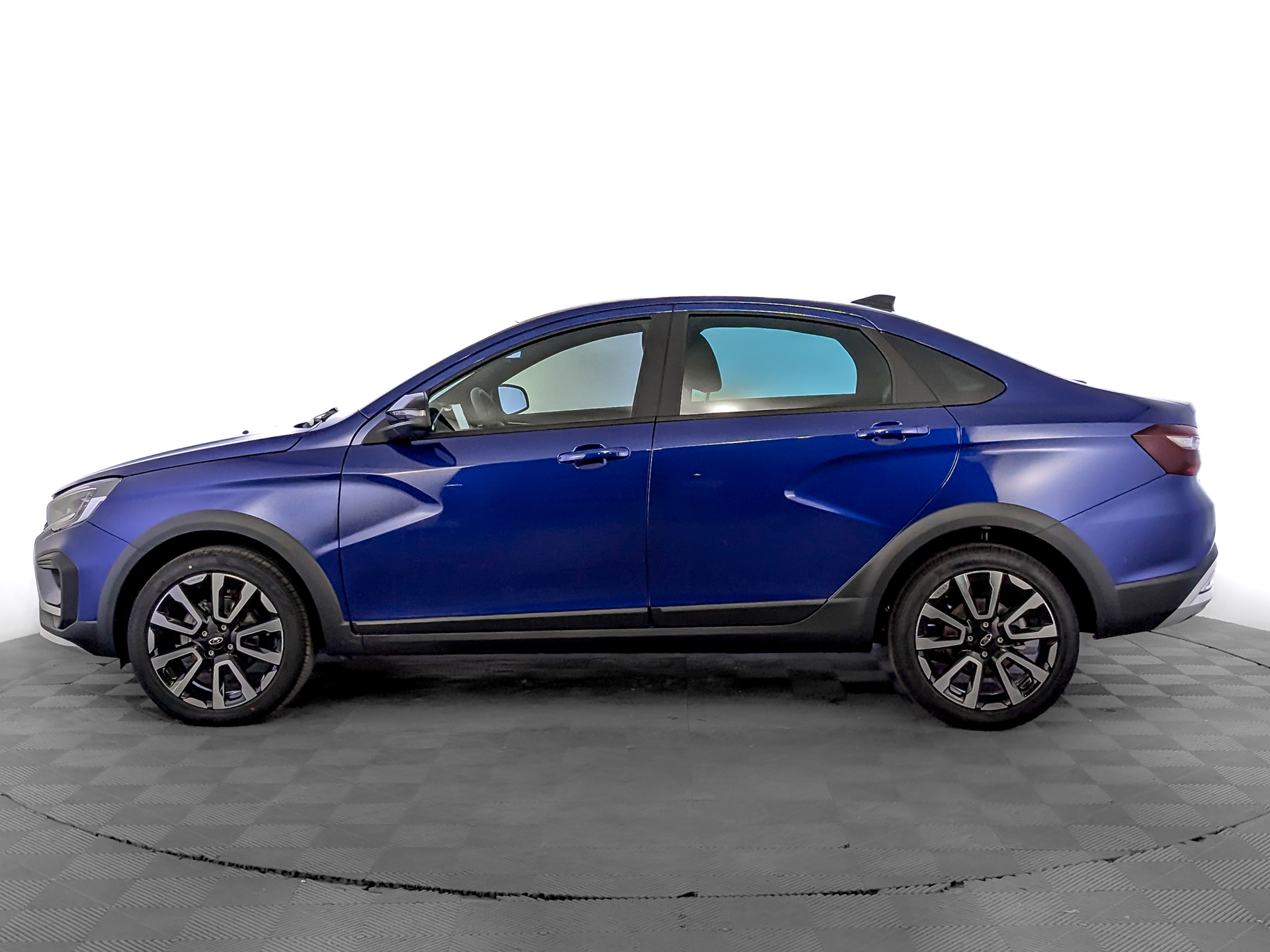 Фото Lada Vesta Седан Кросс Техно 1.8/122 ВТ