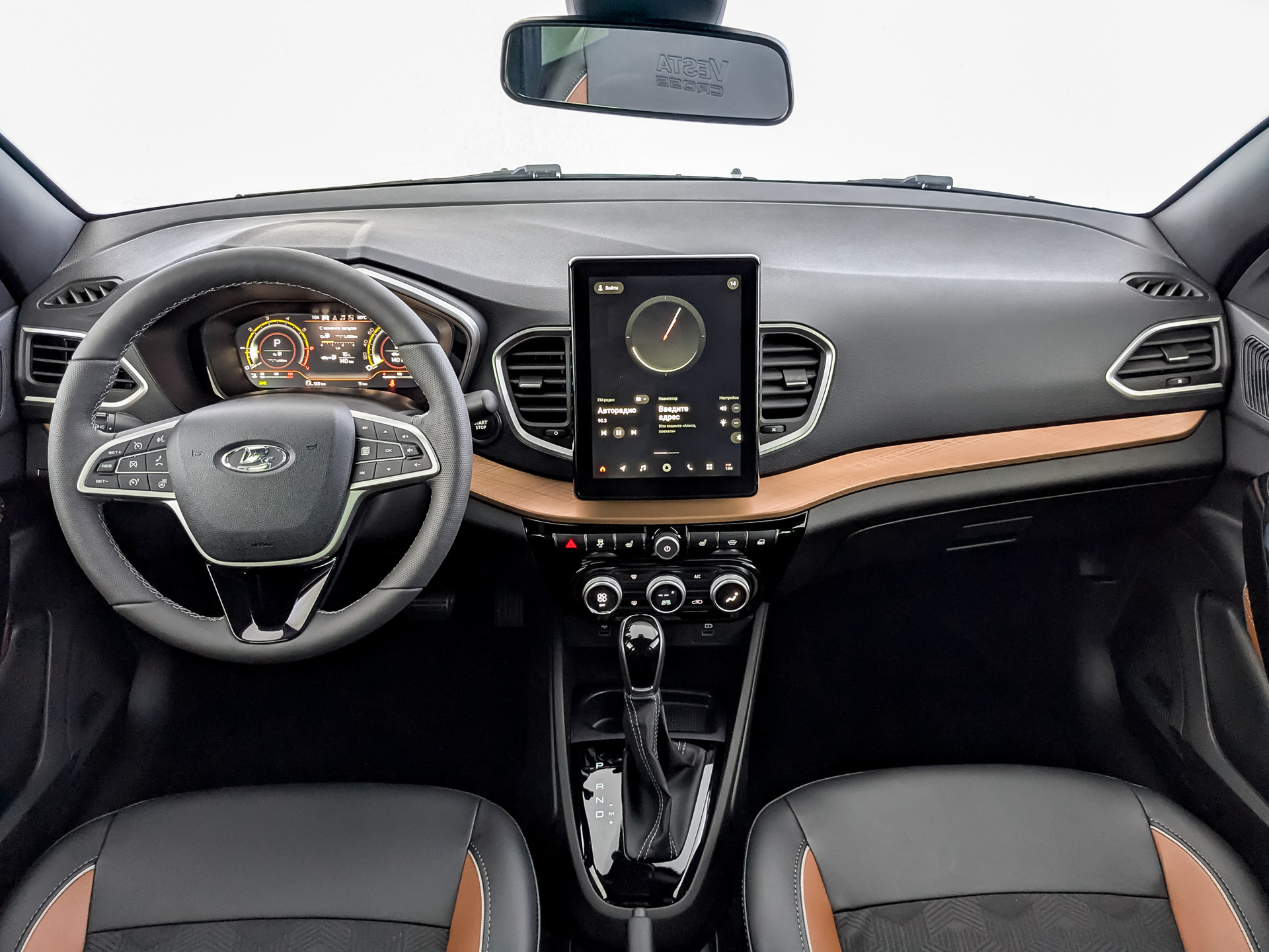 Фото Lada Vesta Седан Кросс Техно 1.8/122 ВТ