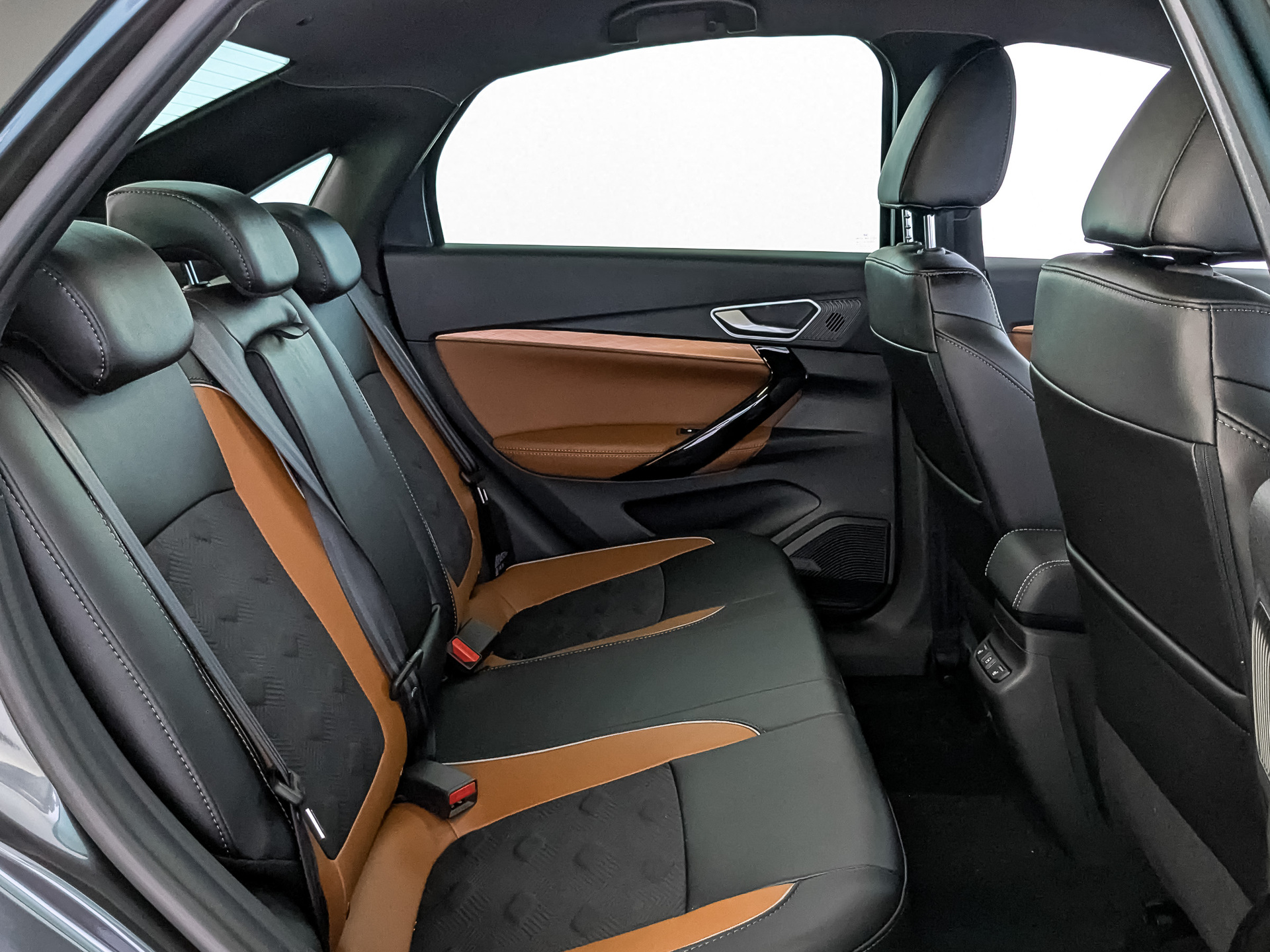 Фото Lada Vesta Седан Кросс Техно 1.8/122 ВТ