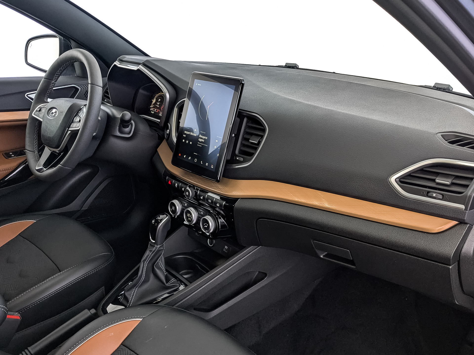 Фото Lada Vesta Седан Кросс Техно 1.8/122 ВТ