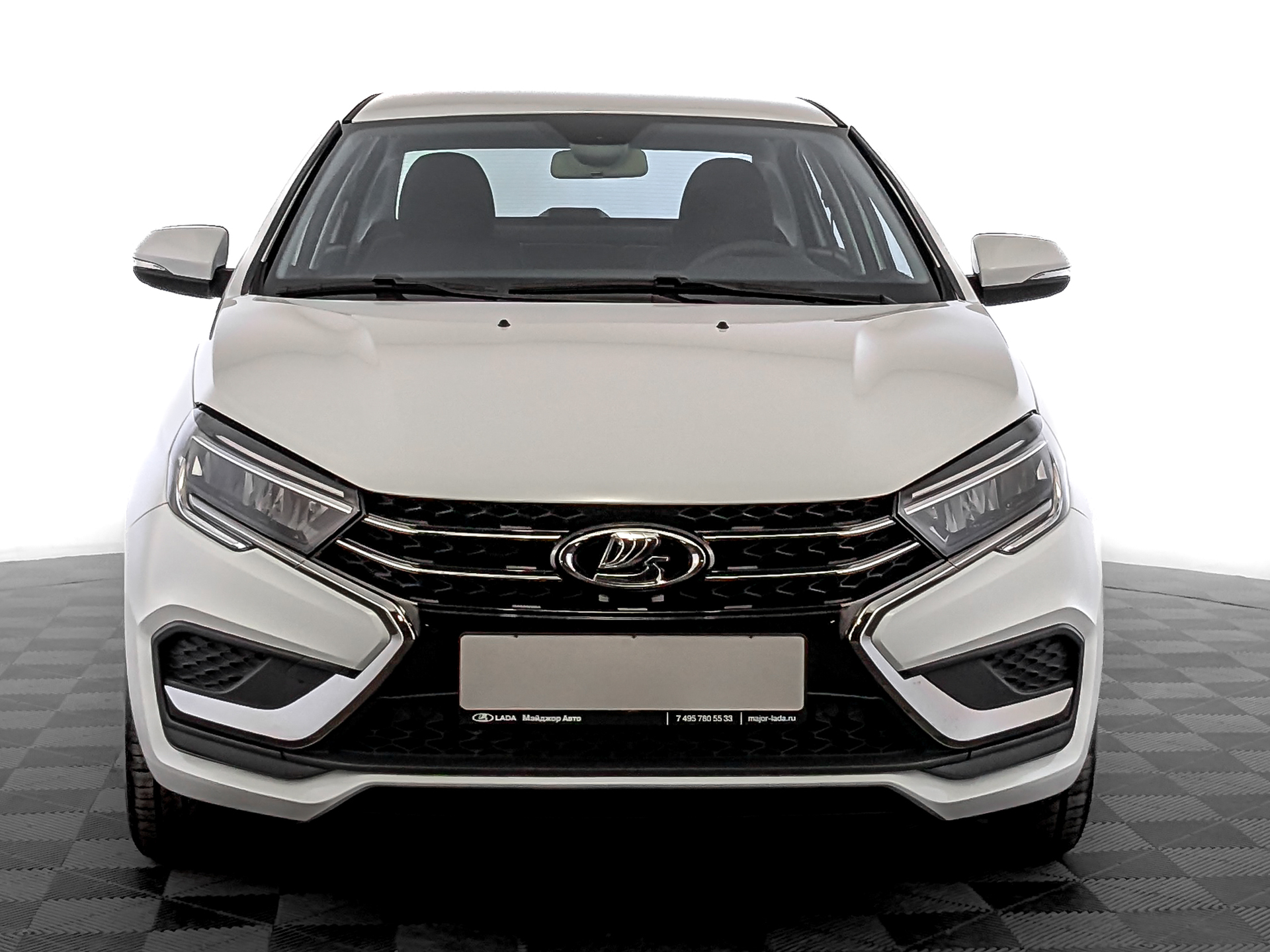 Фото Lada Vesta Седан Драйв 1.8/122 ВТ