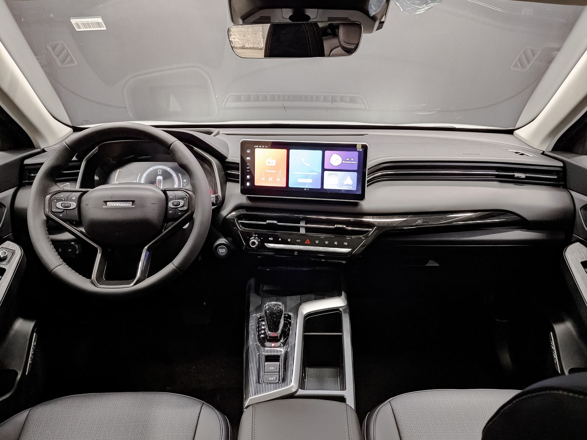 Фото Haval Jolion Техно + 1.5T/150 7RT 4WD