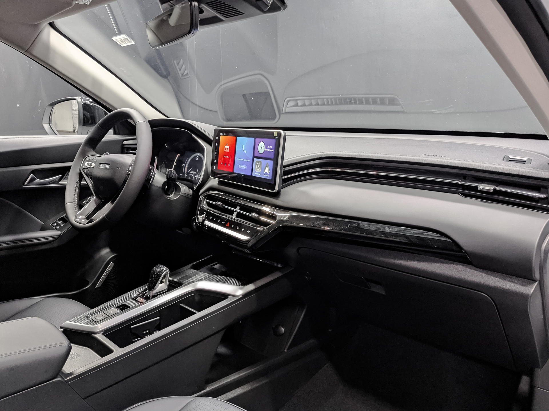 Фото Haval Jolion Техно + 1.5T/150 7RT 4WD