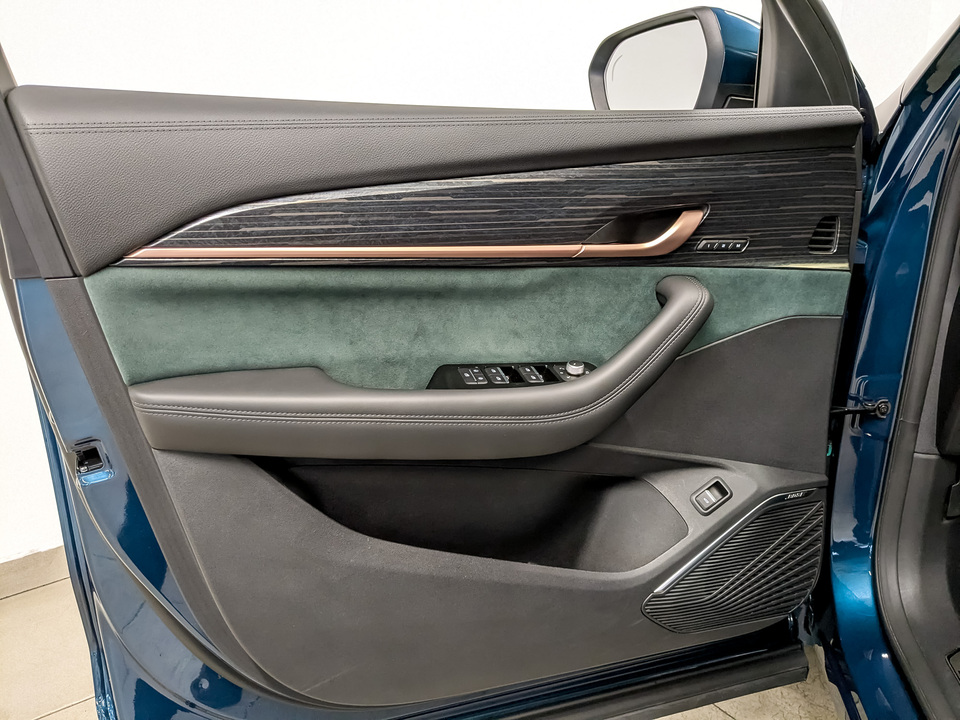 Фото Geely Monjaro с пробегом 25 523 км