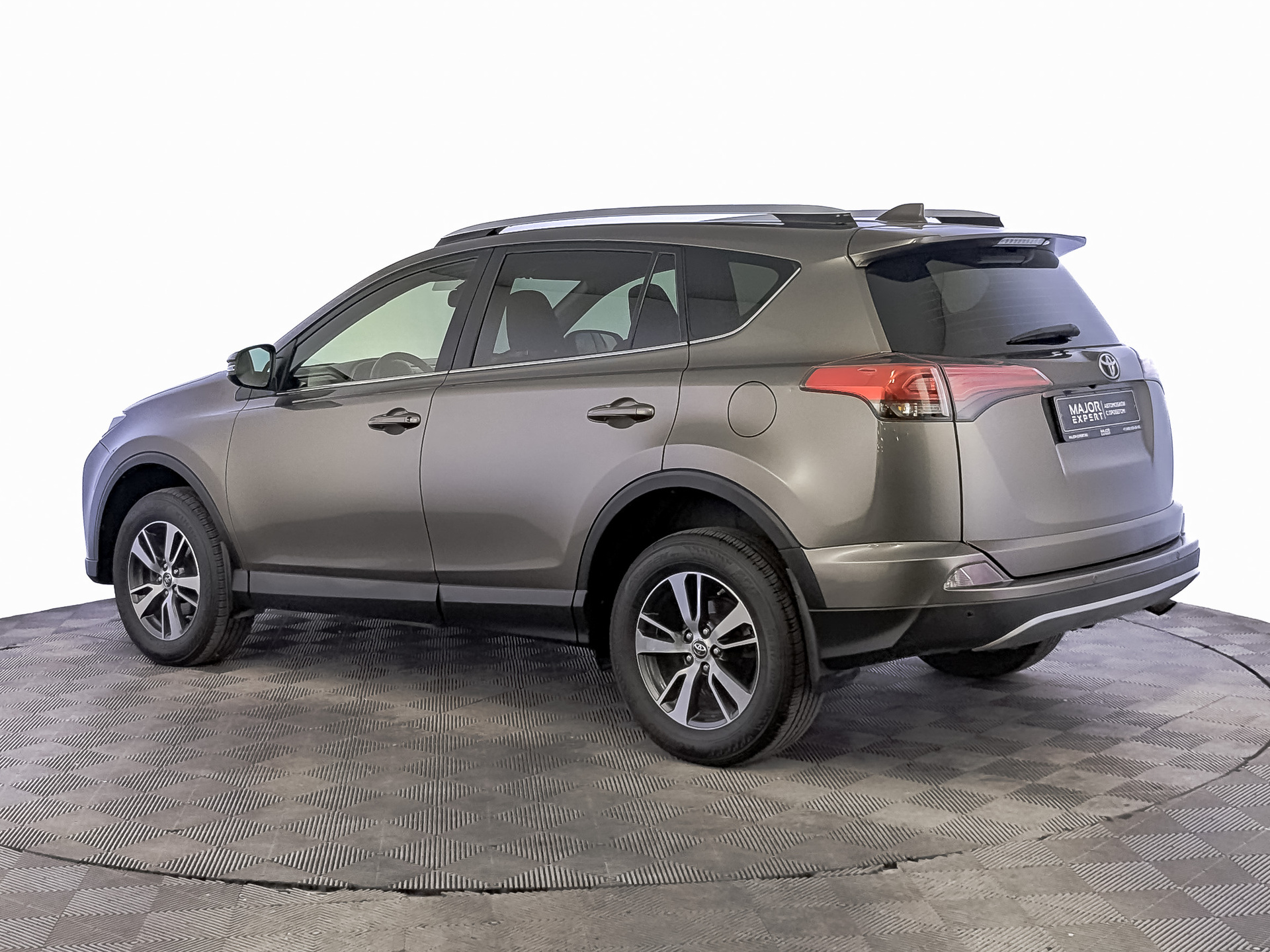 TOYOTA Rav-4 2.00 (146 л.с), автомат, 2015, пробег 100 105 км