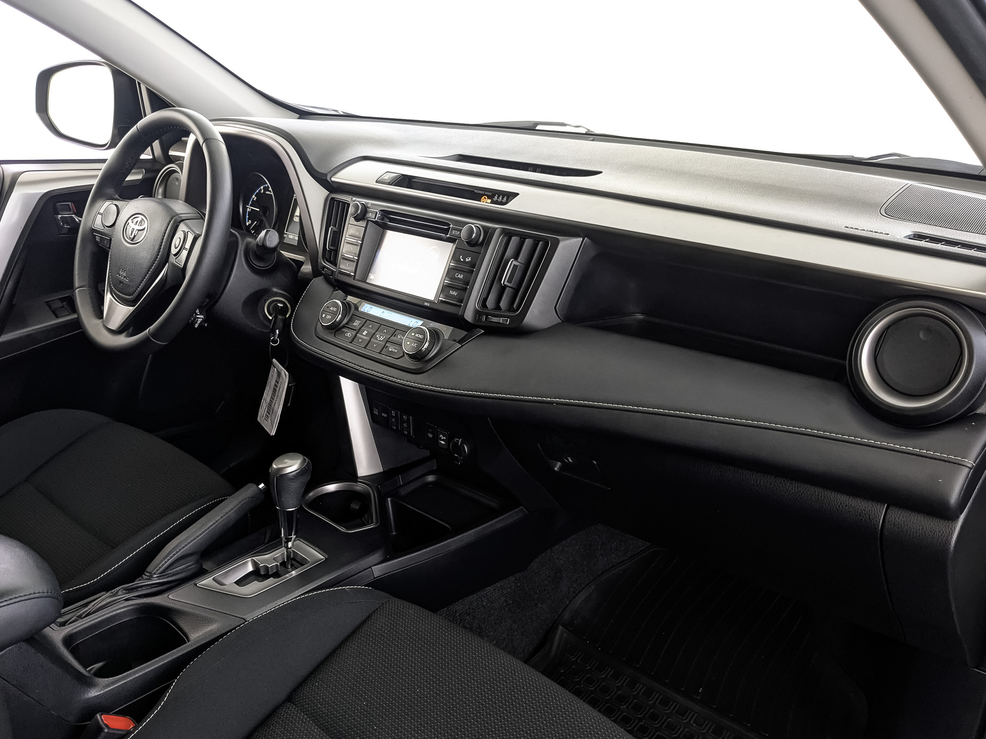 TOYOTA Rav-4 2.00 (146 л.с), автомат, 2015, пробег 100 105 км