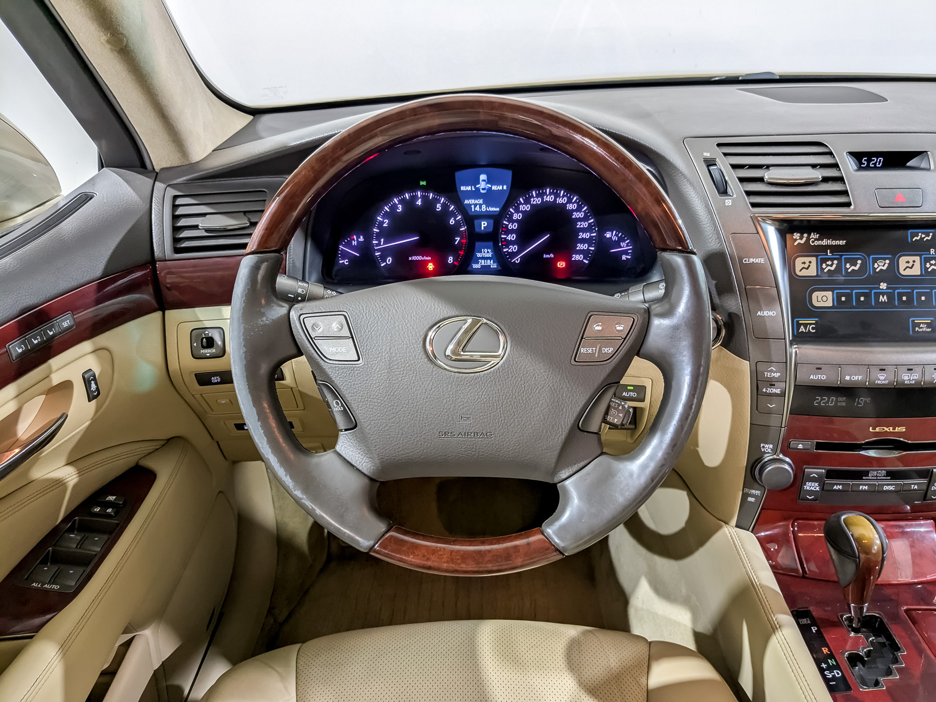 LEXUS LS 4.60 (381 л.с), автомат, 2007, пробег 78 178 км