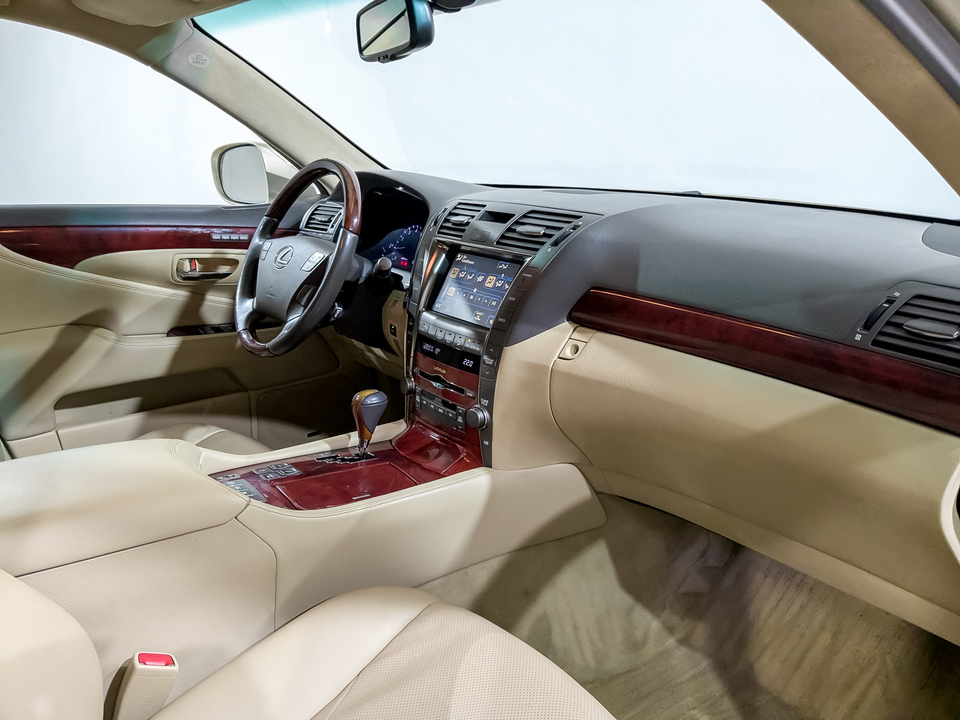 Фото Lexus LS с пробегом 78178 км