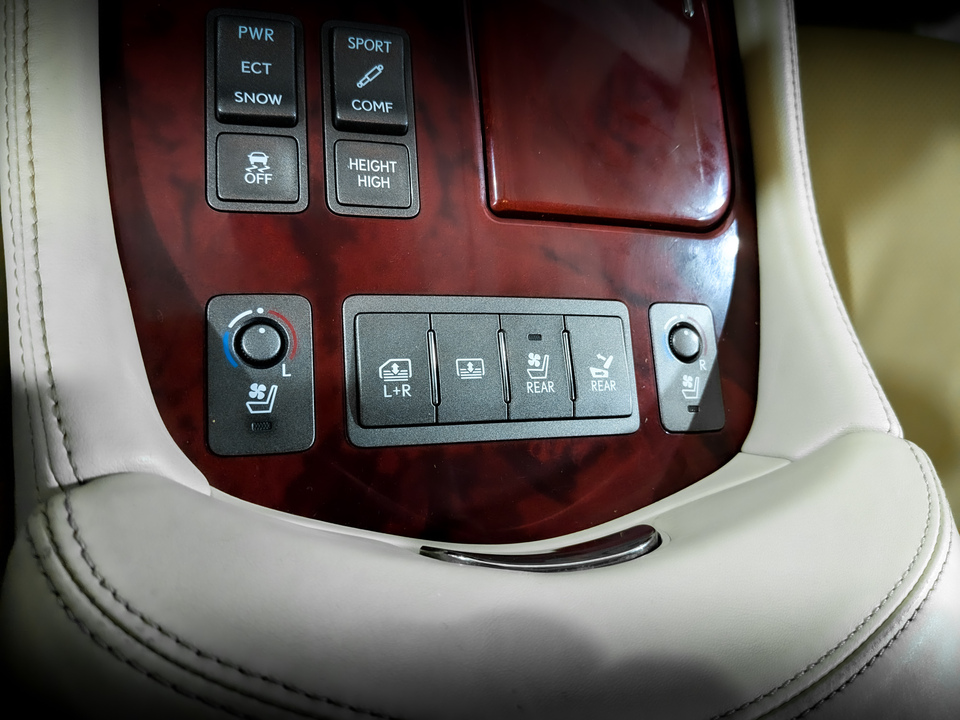 Фото Lexus LS с пробегом 78178 км